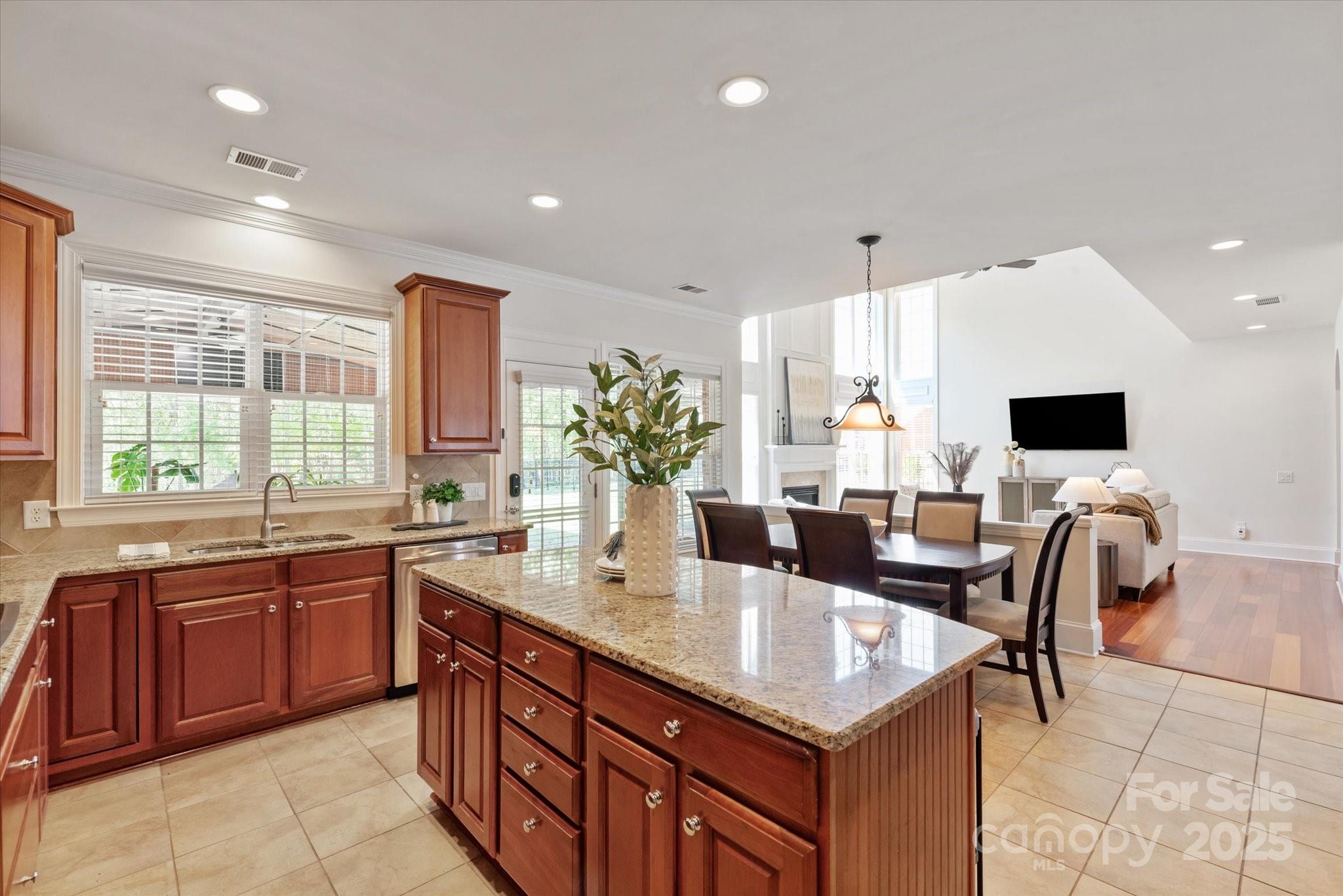 The Chimneys Of Marvin - Residential