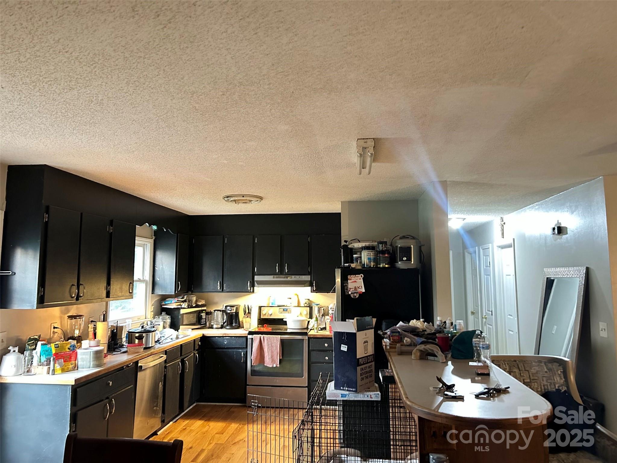 1250 Landsdowne Drive