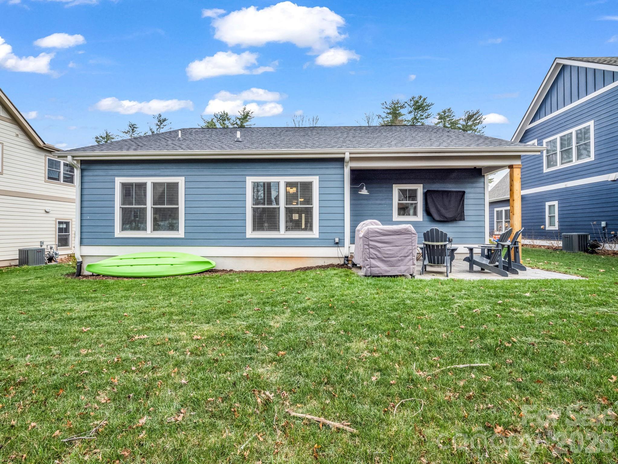 Ellis Place - Residential