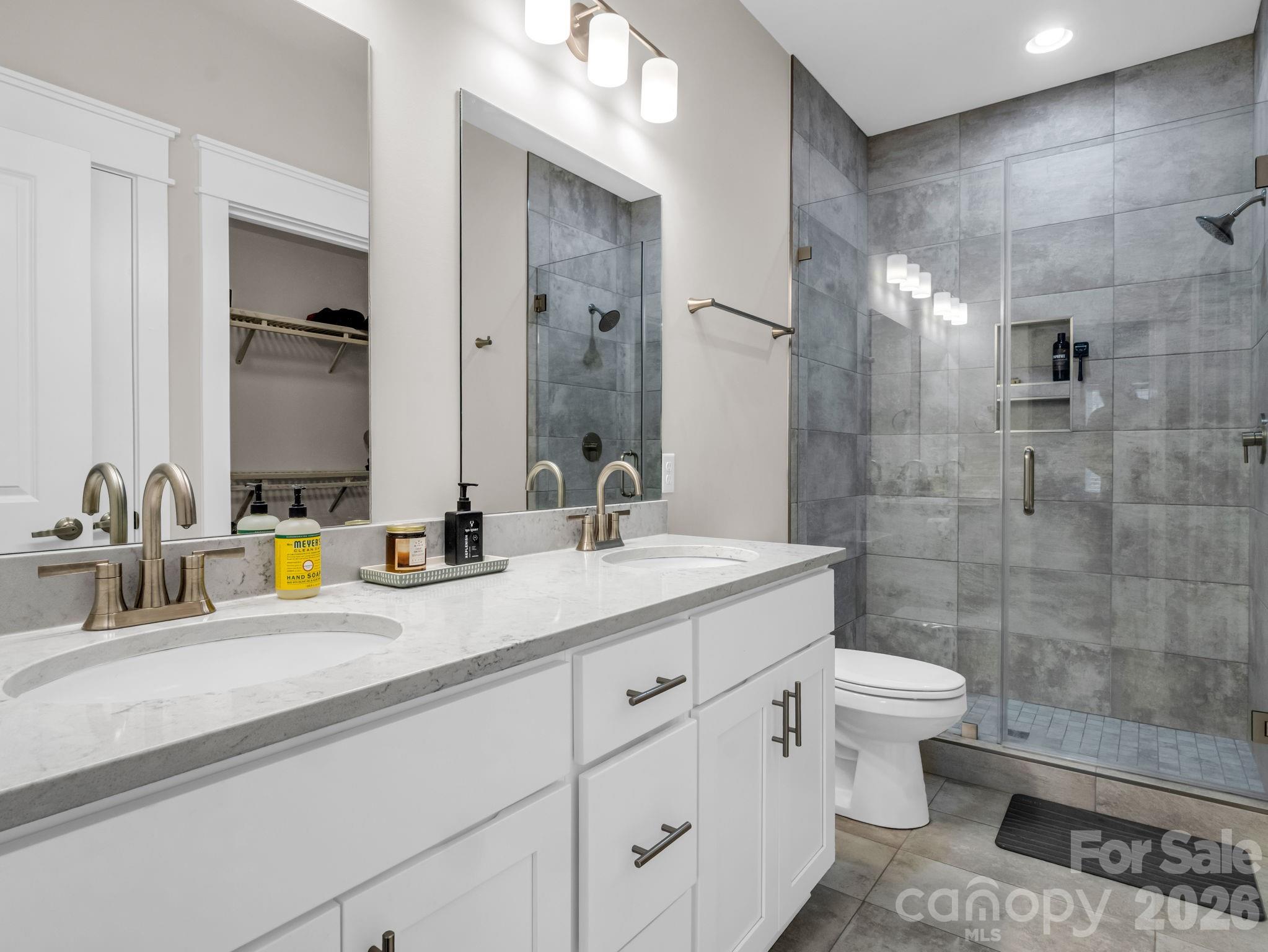 Ellis Place - Residential