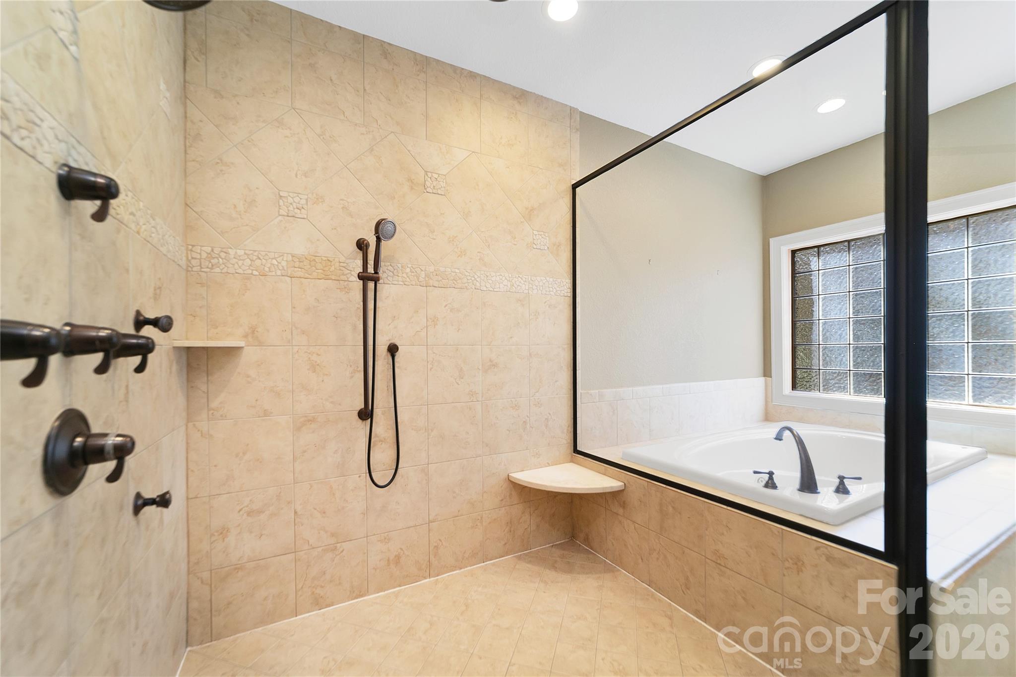 Connestee Falls - Residential