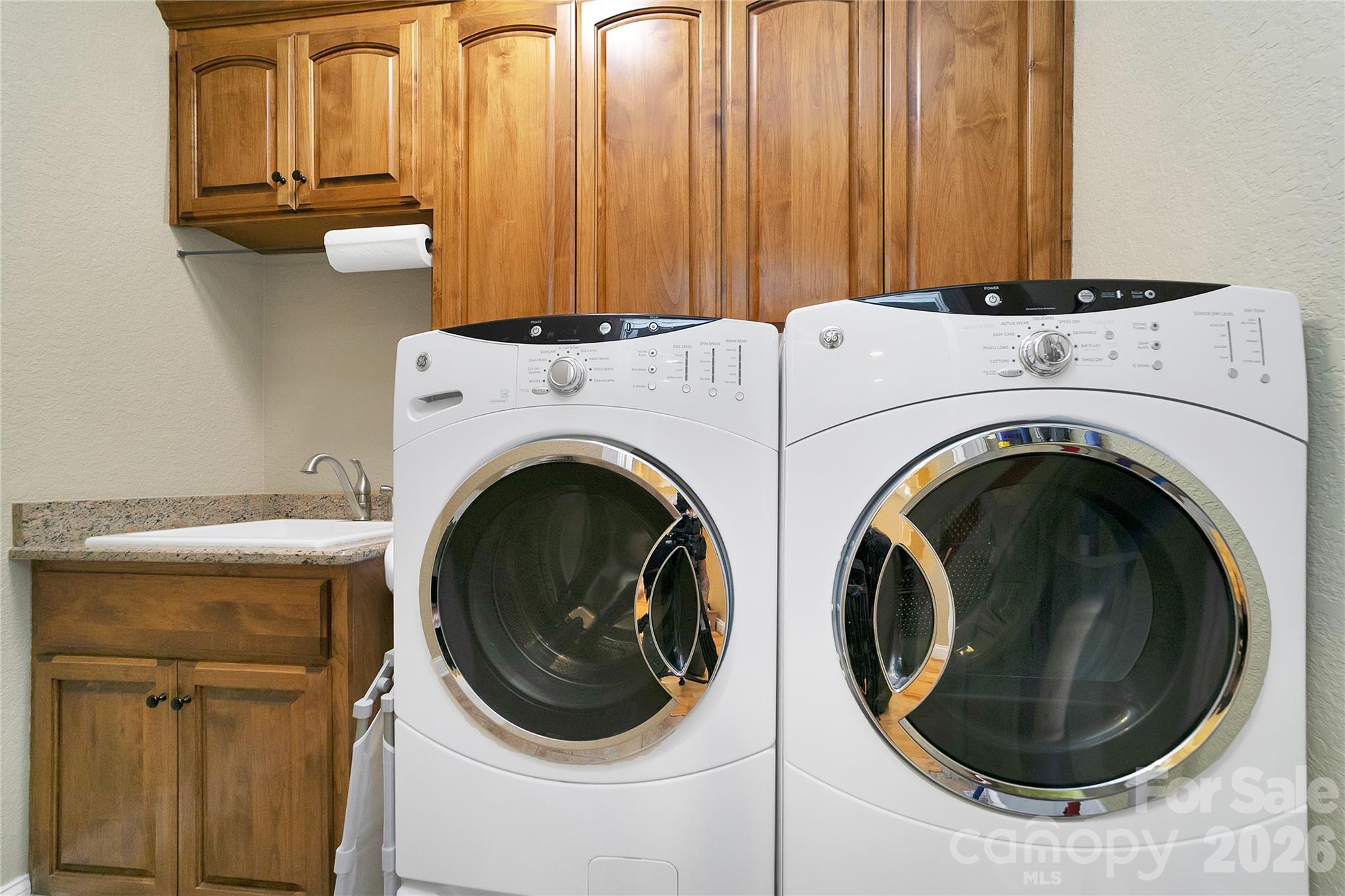 Connestee Falls - Residential