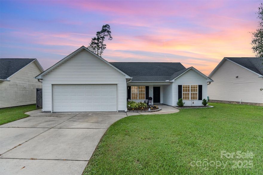 Don’t miss this charming 3-bedroom, 2-bath home in Kannapolis. Features include newly updated bathrooms, a functional layout, and a fully fenced backyard—perfect for outdoor living. No HOA means more freedom and fewer restrictions. Conveniently located with easy access to local amenities. Move-in ready and full of potential!