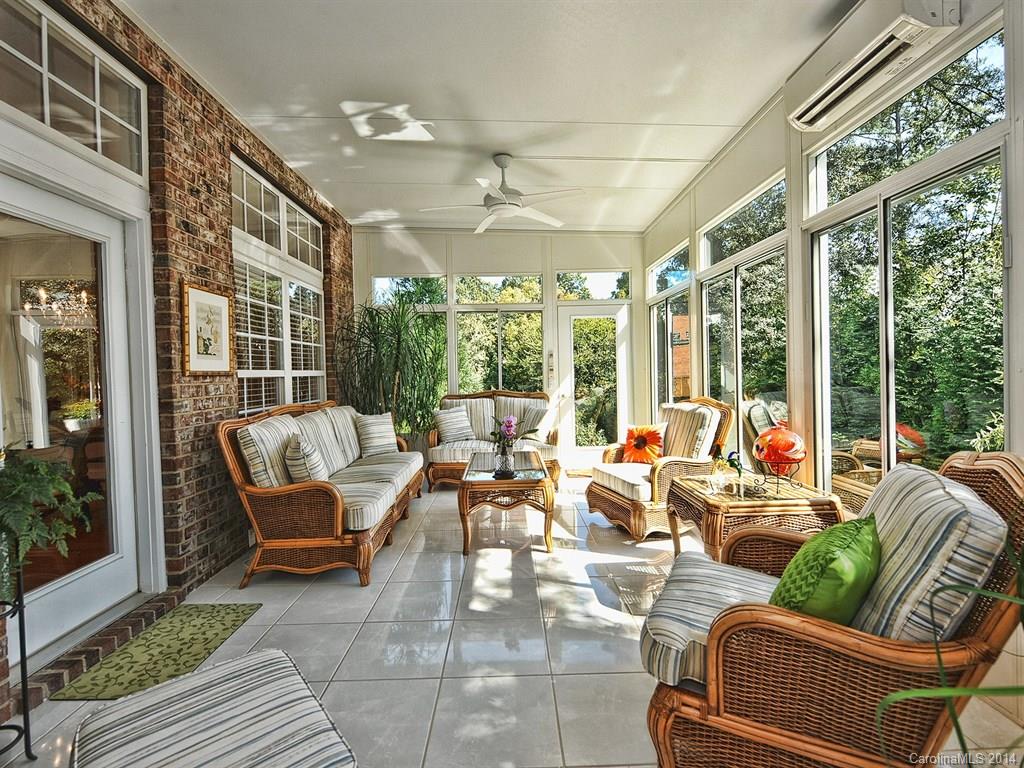 Crown Harbor - Residential