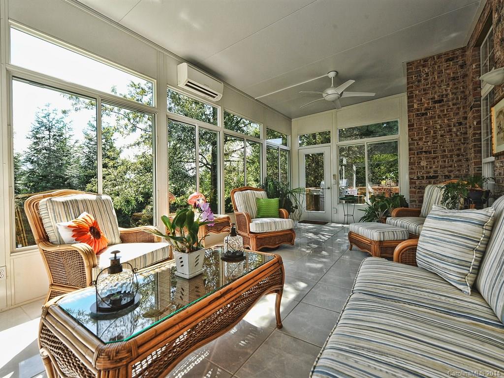 Crown Harbor - Residential