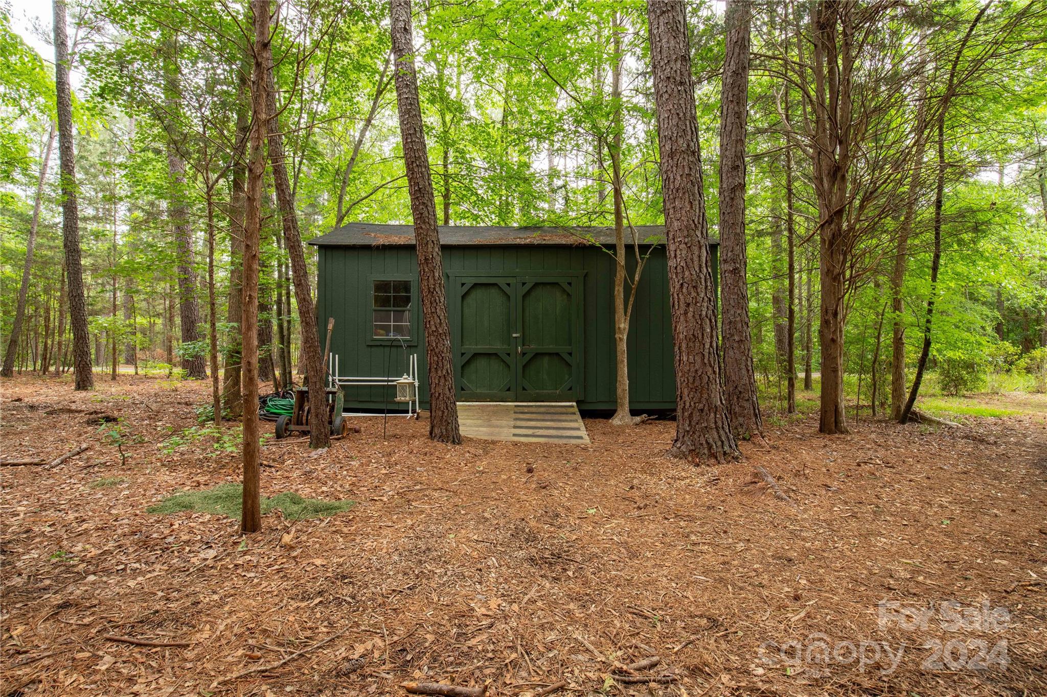 Vanderlakes - Residential