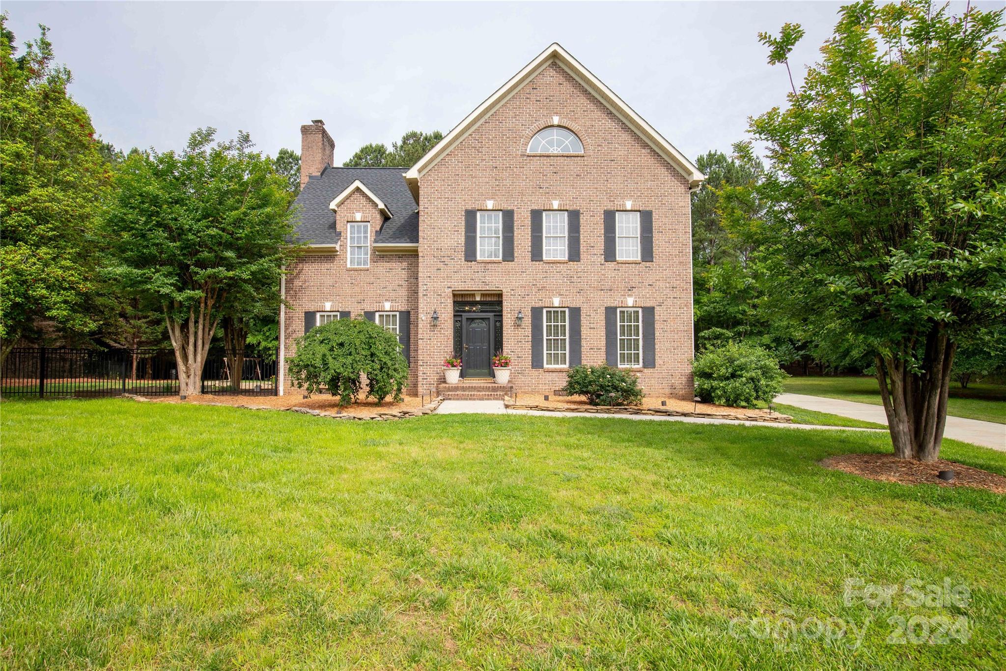 Vanderlakes - Residential