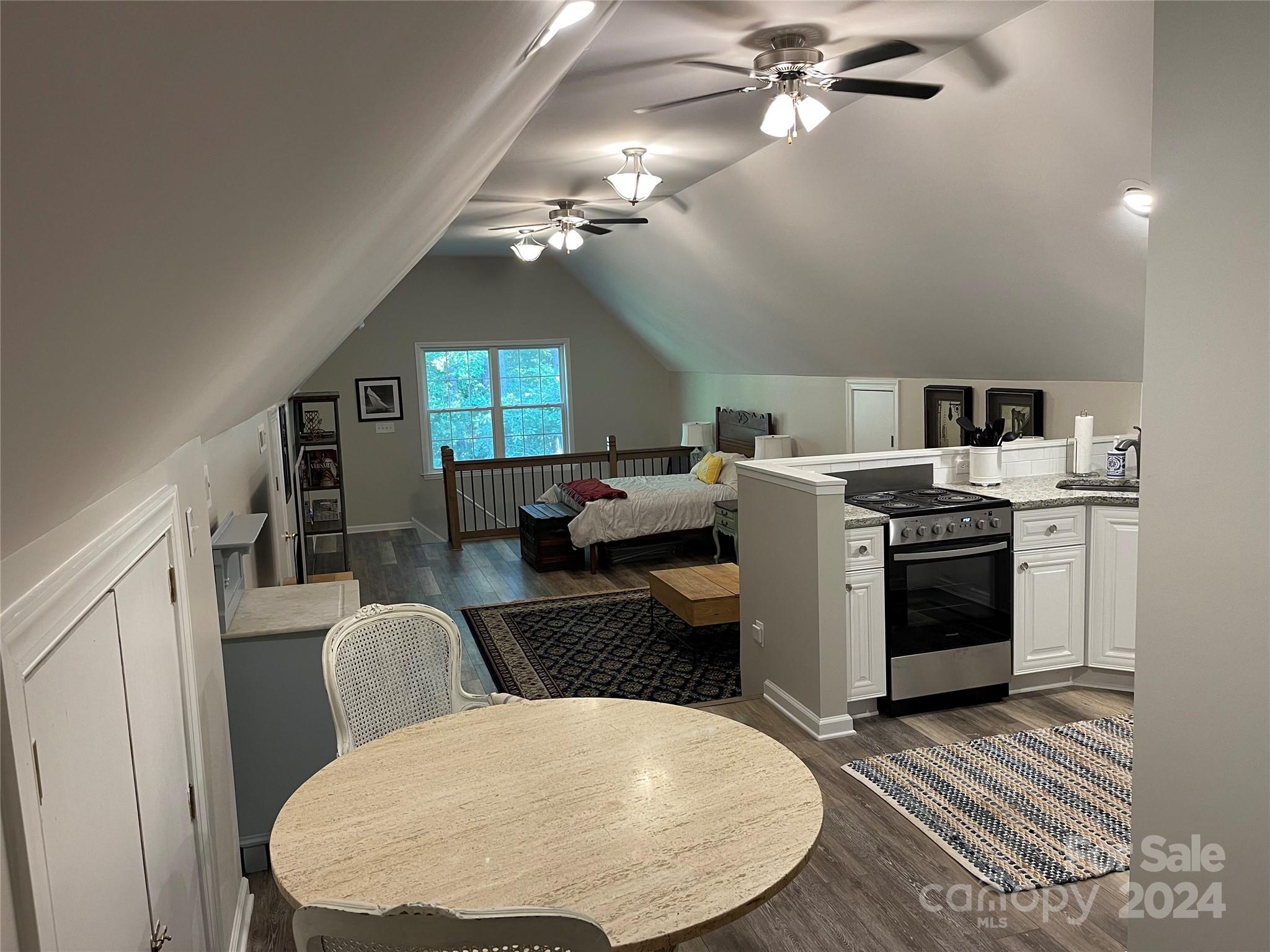 Vanderlakes - Residential