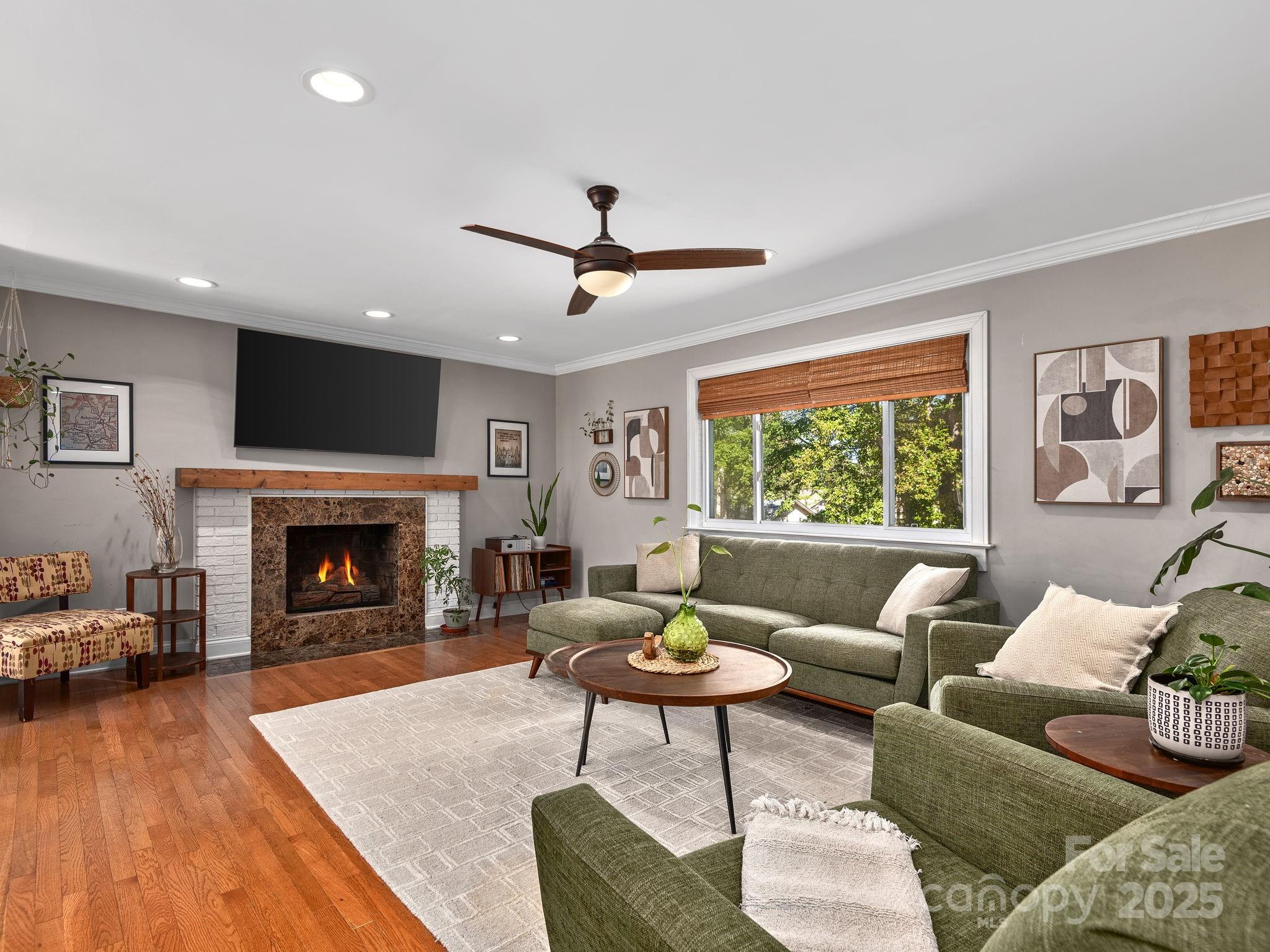 20 N Westview Court