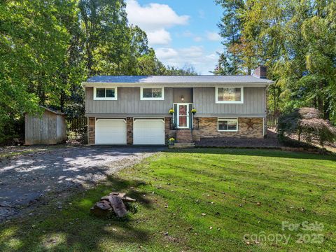 20 N Westview Court Fletcher NC 28732