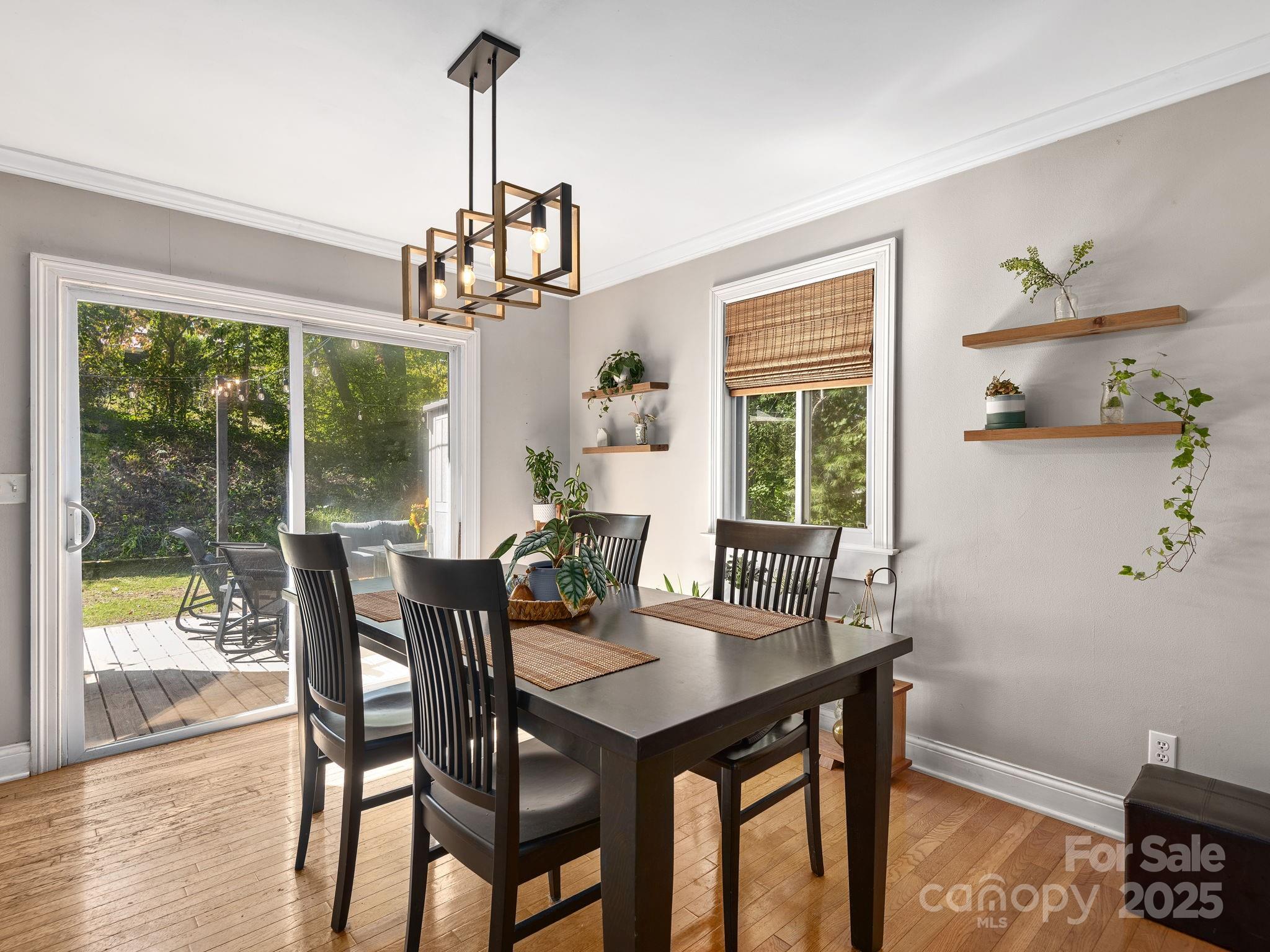 20 N Westview Court