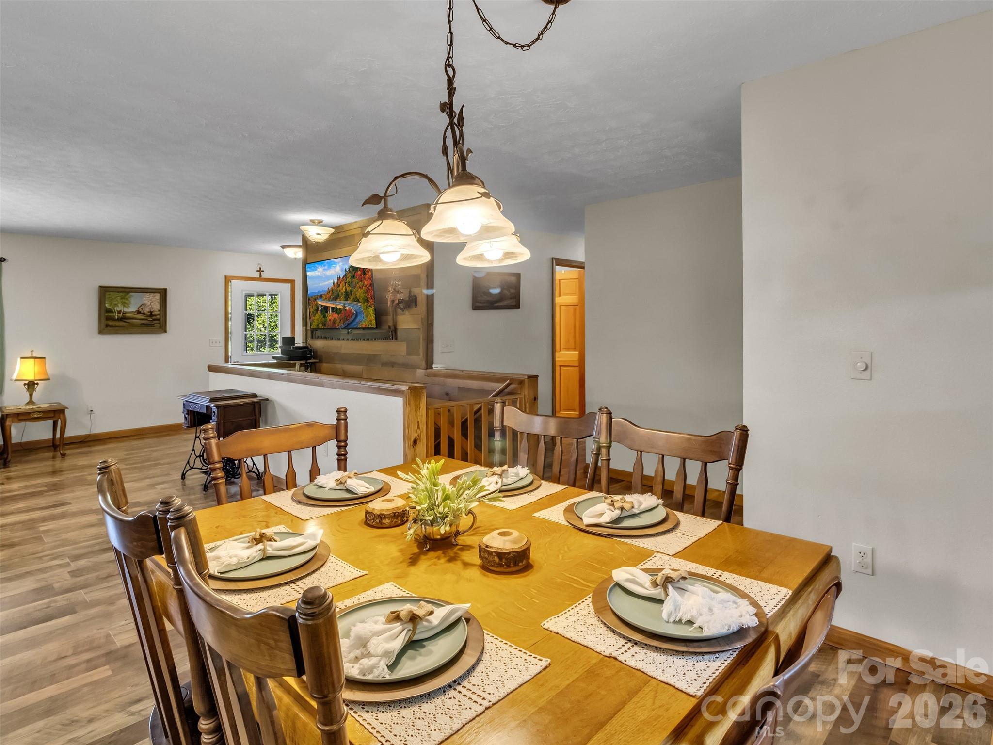 555 Acres View Drive