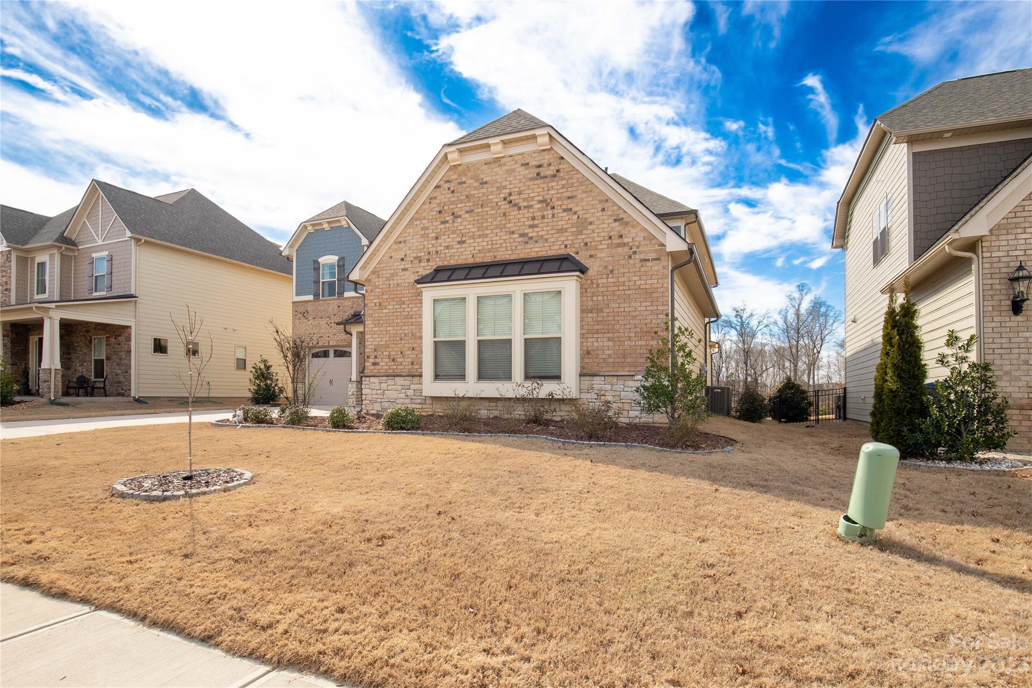 Queensbridge - Residential