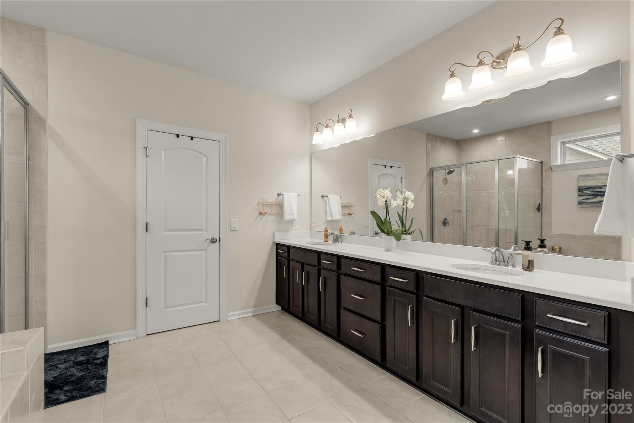 Queensbridge - Residential