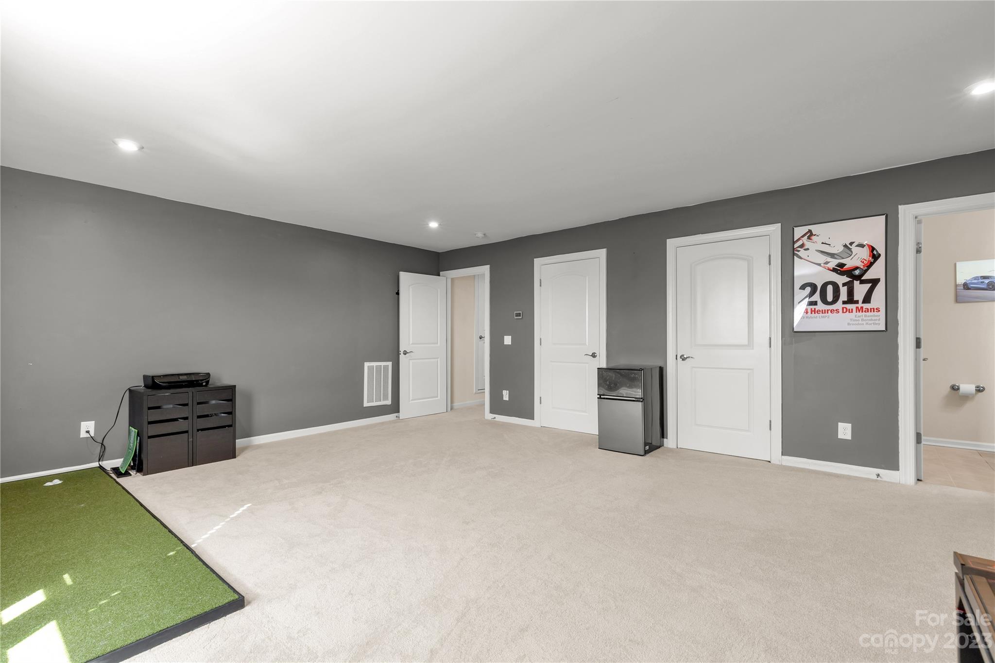 Queensbridge - Residential