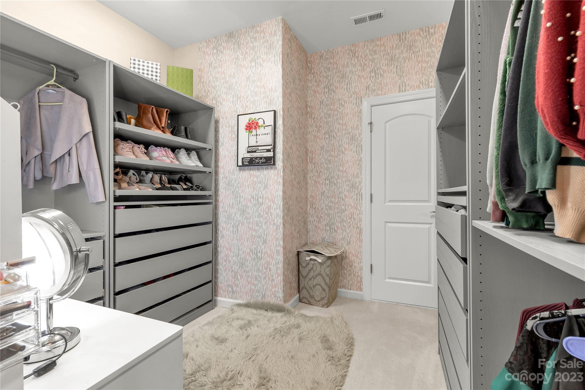 Queensbridge - Residential