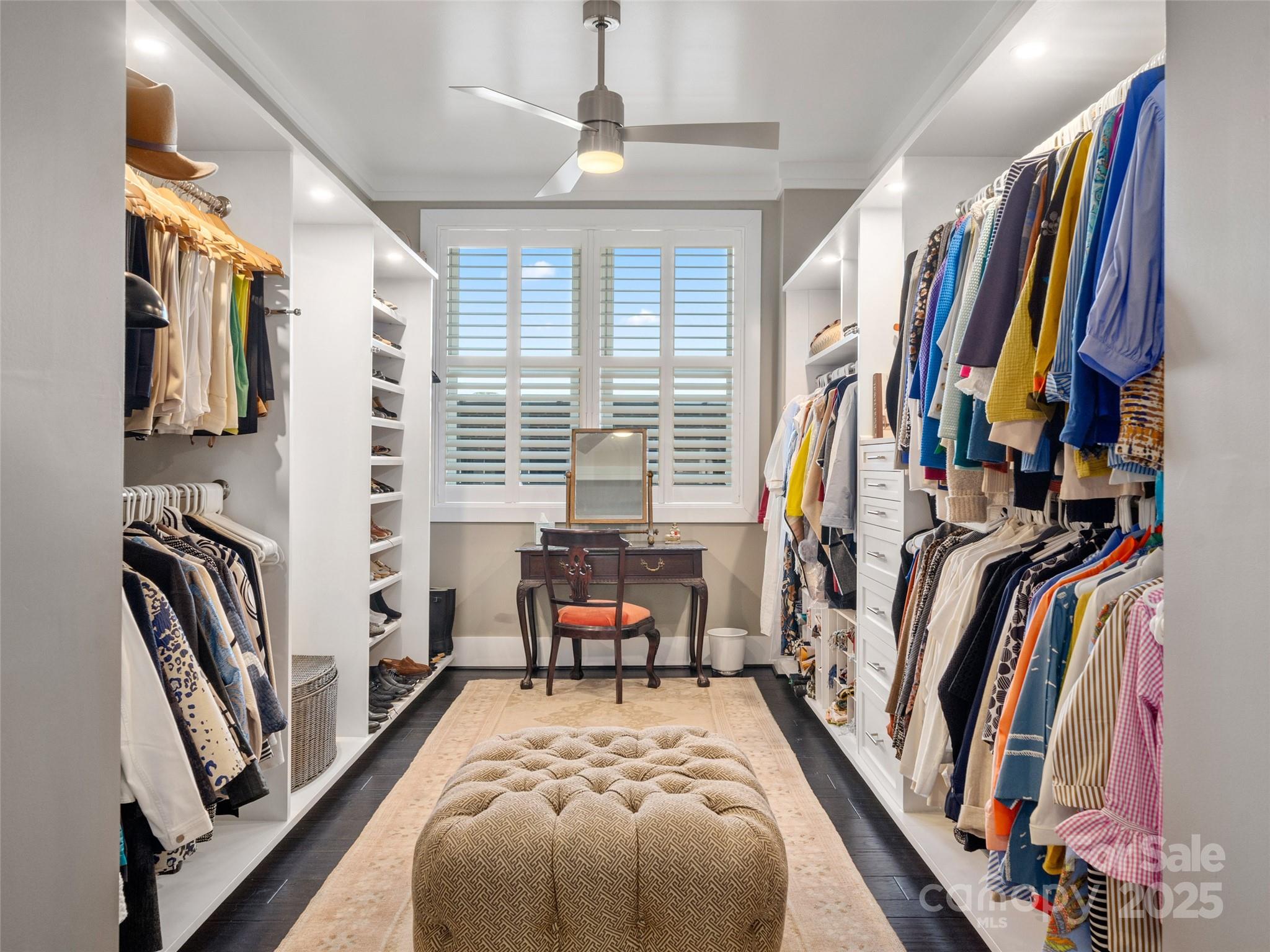 Skyland Downtown Apartments - Residential