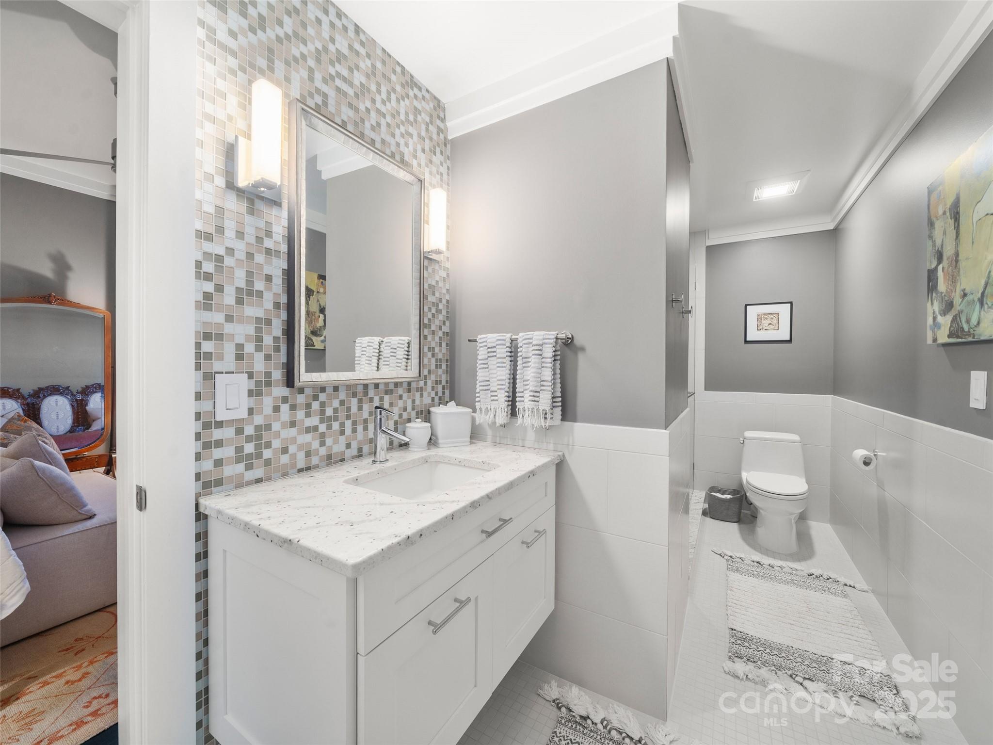 Skyland Downtown Apartments - Residential