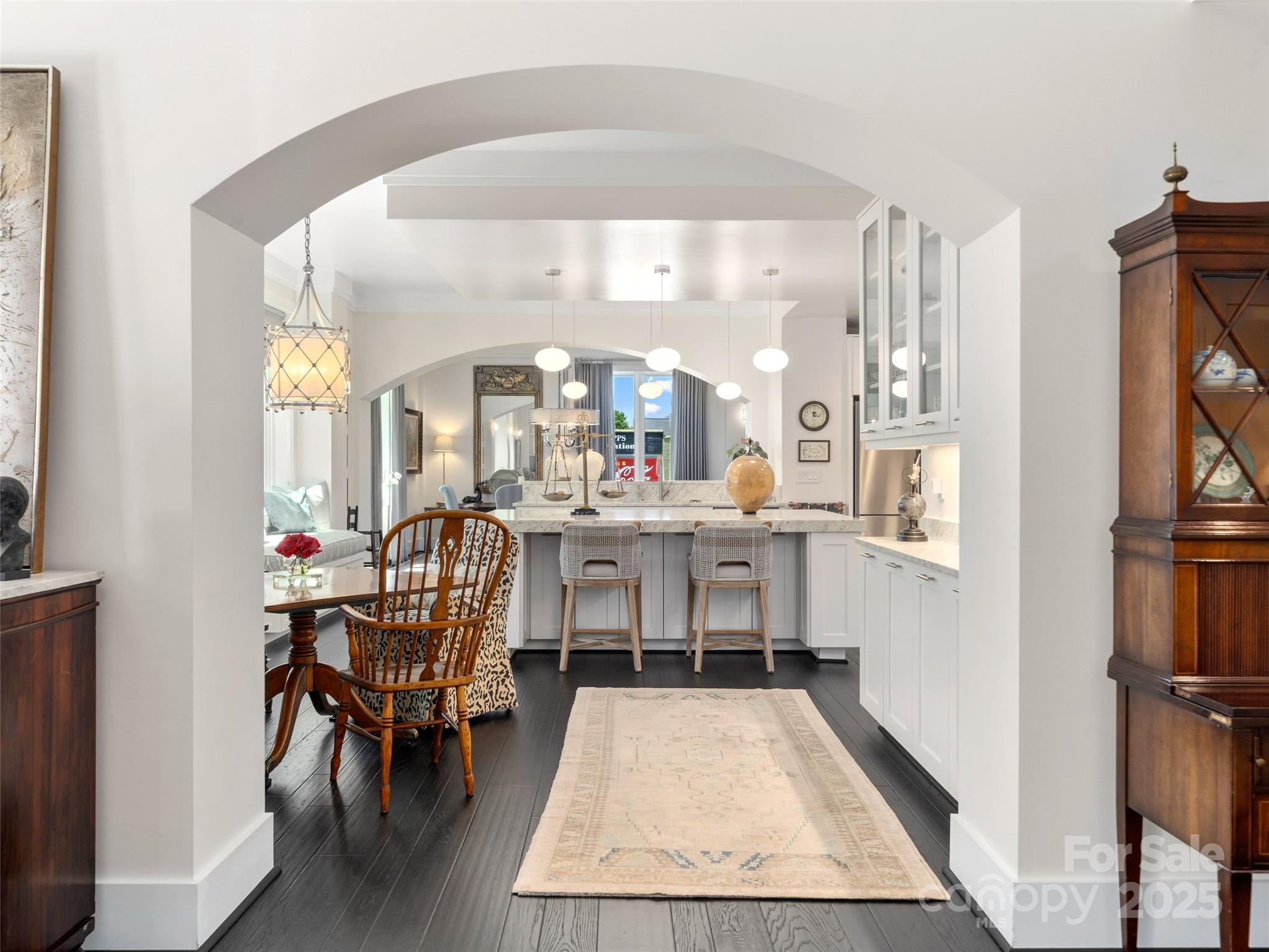 Skyland Downtown Apartments - Residential