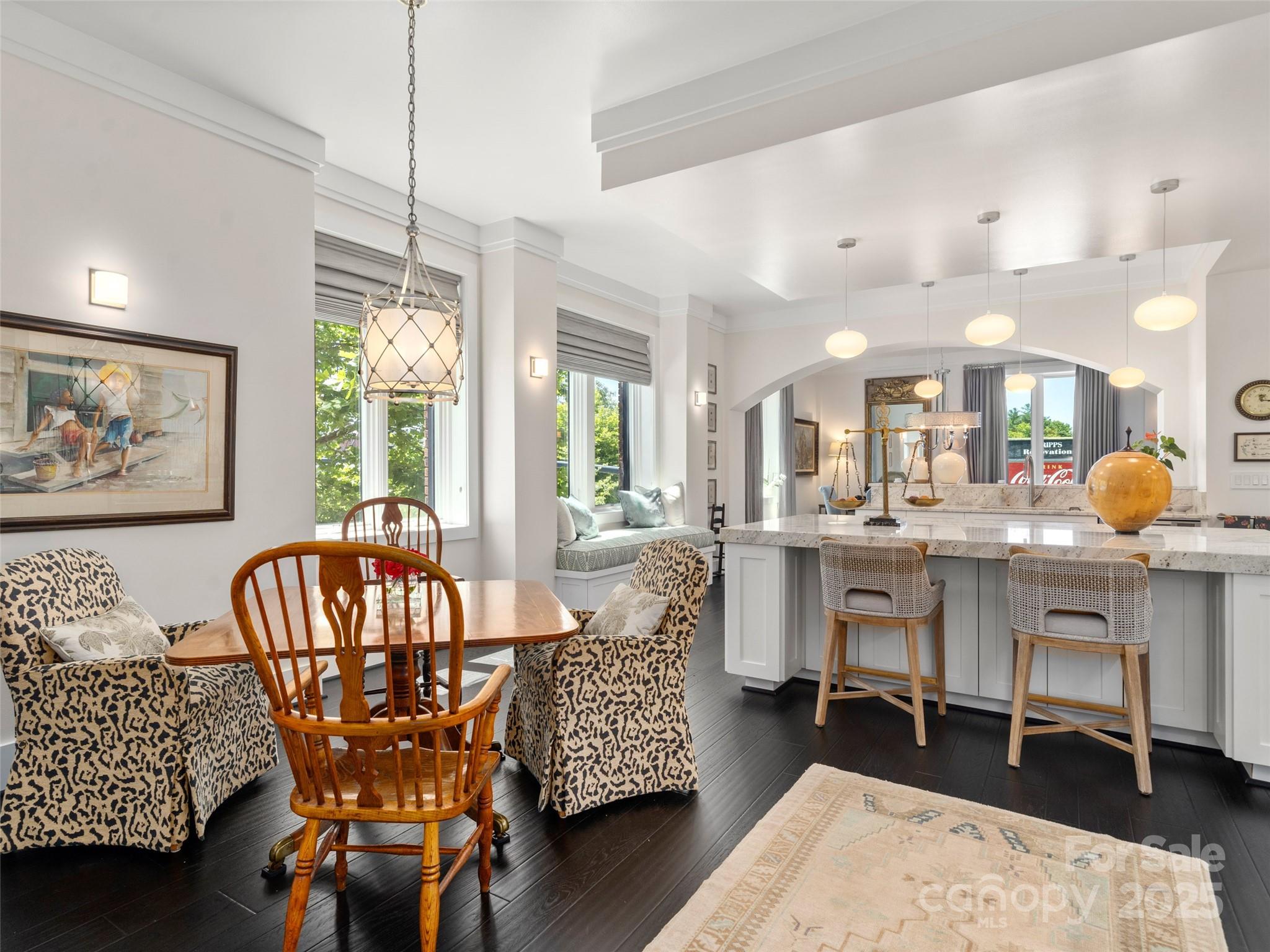 Skyland Downtown Apartments - Residential