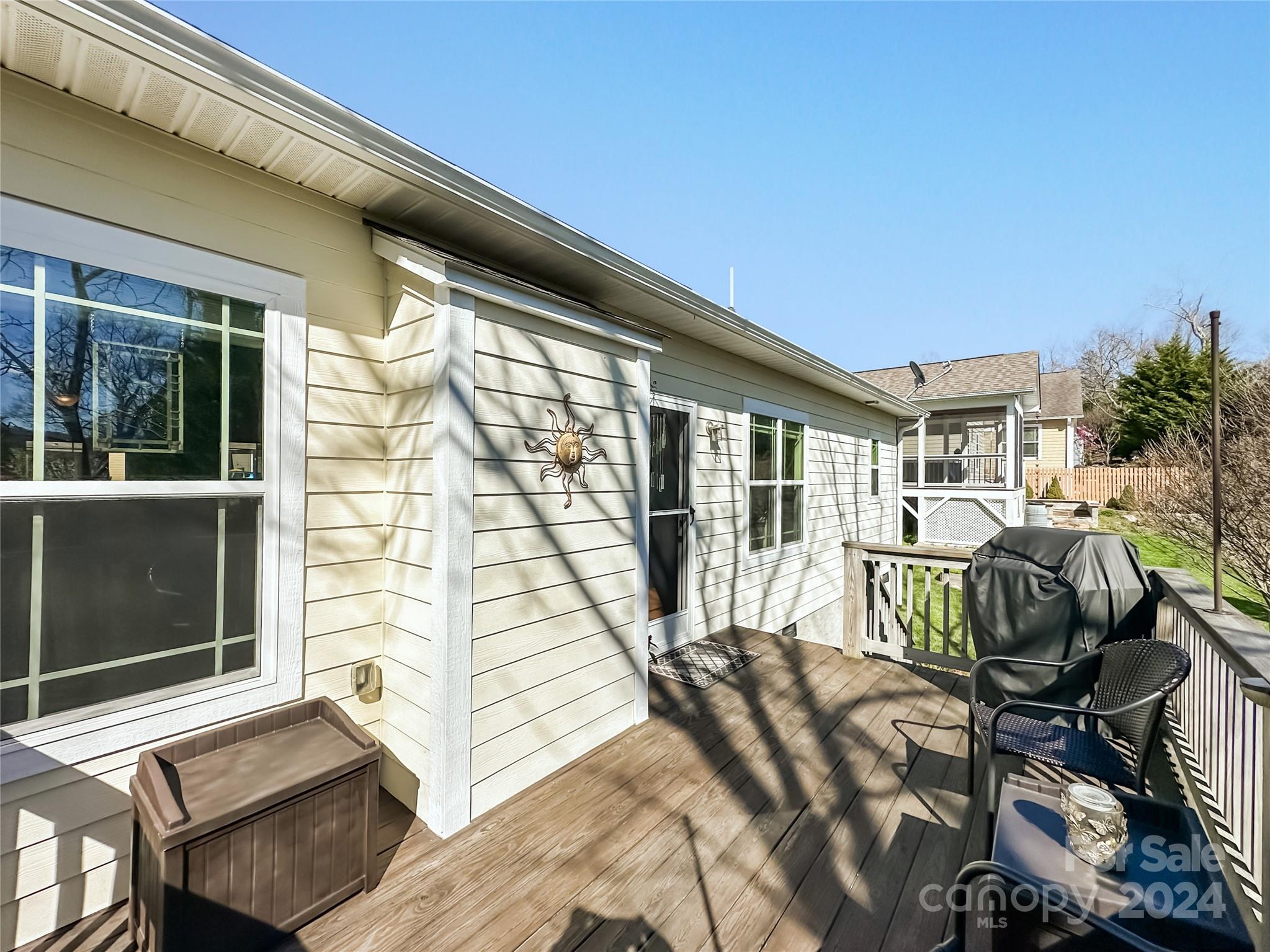 Weaver Village Walk - Residential