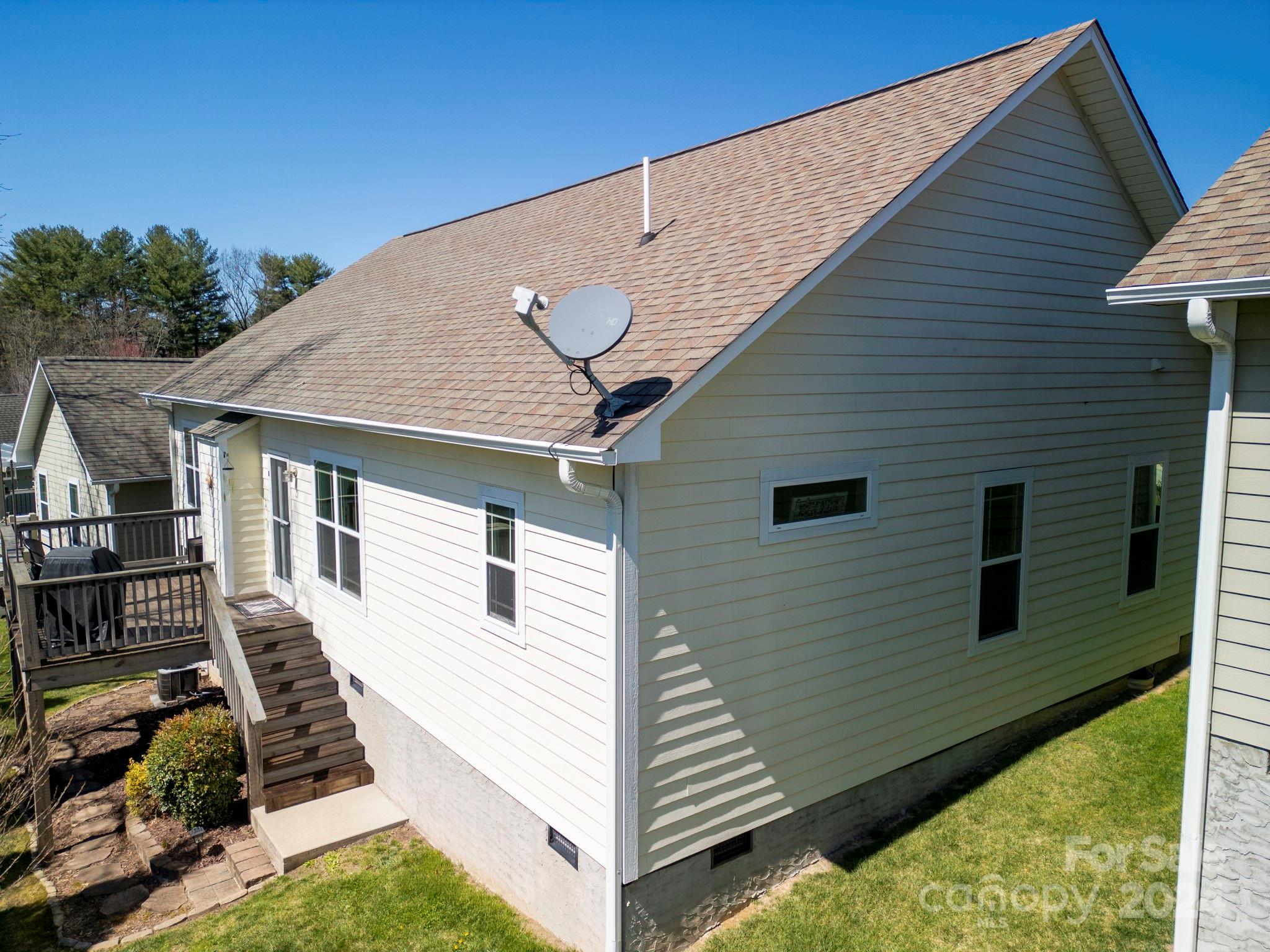 Weaver Village Walk - Residential