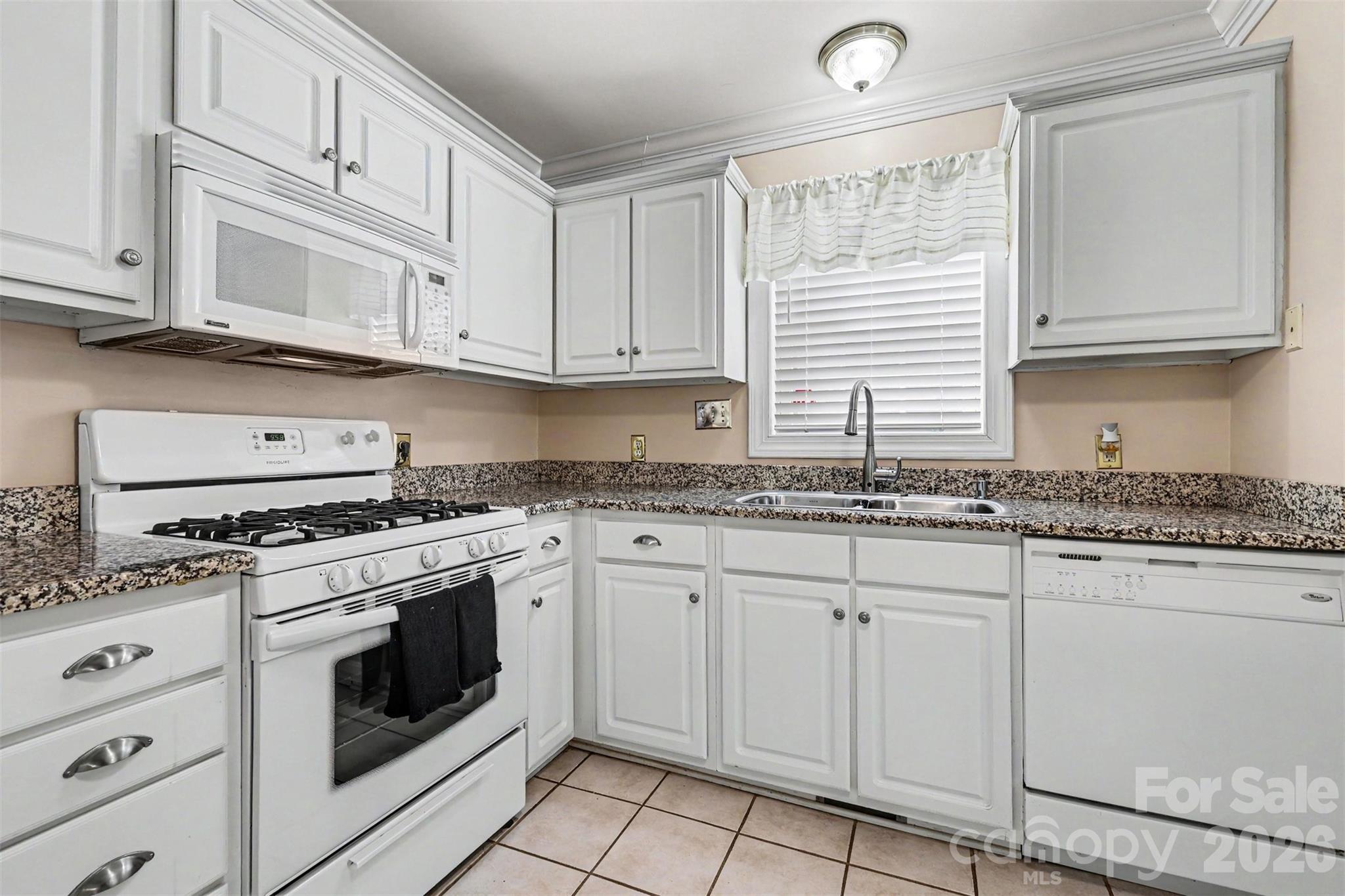 Carnegie Estates - Residential