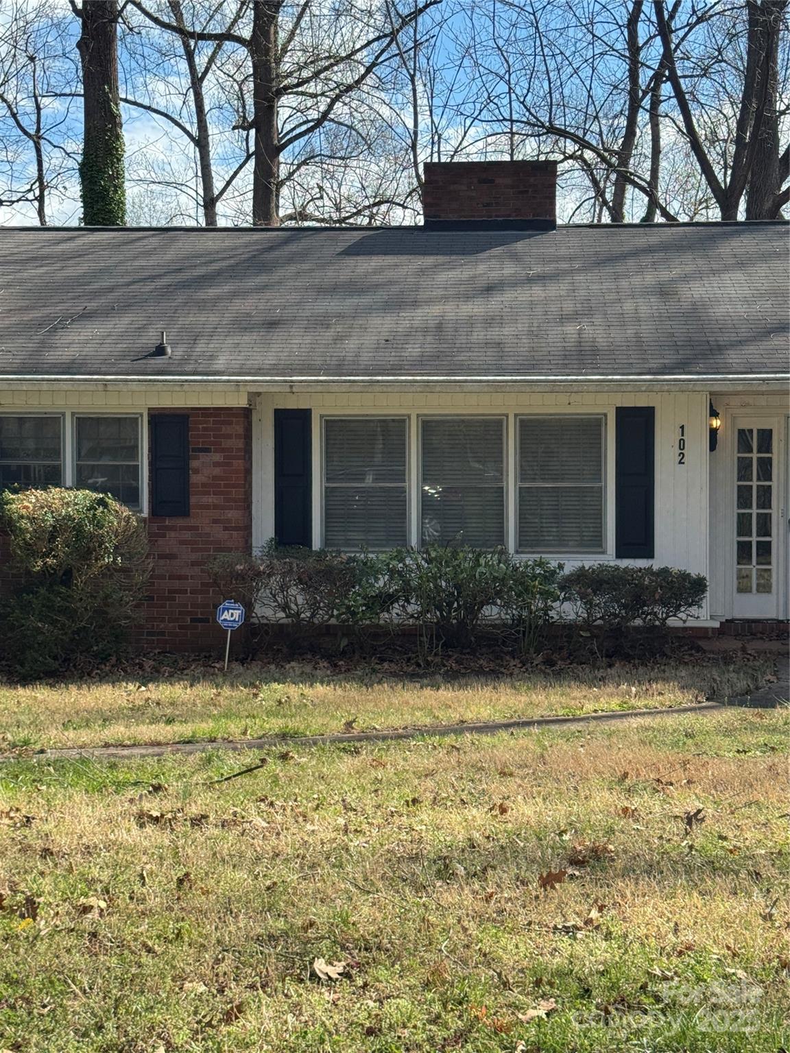 102 Forest Court