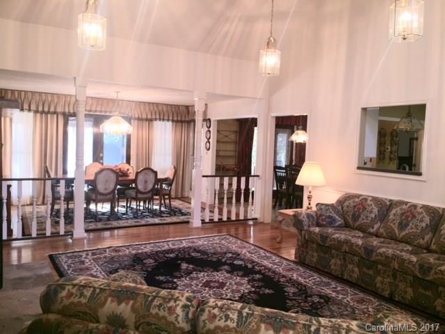 Carmona Woods - Residential