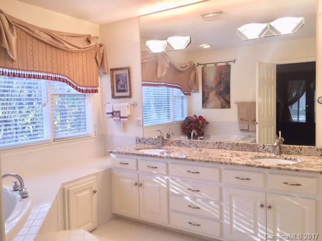Carmona Woods - Residential