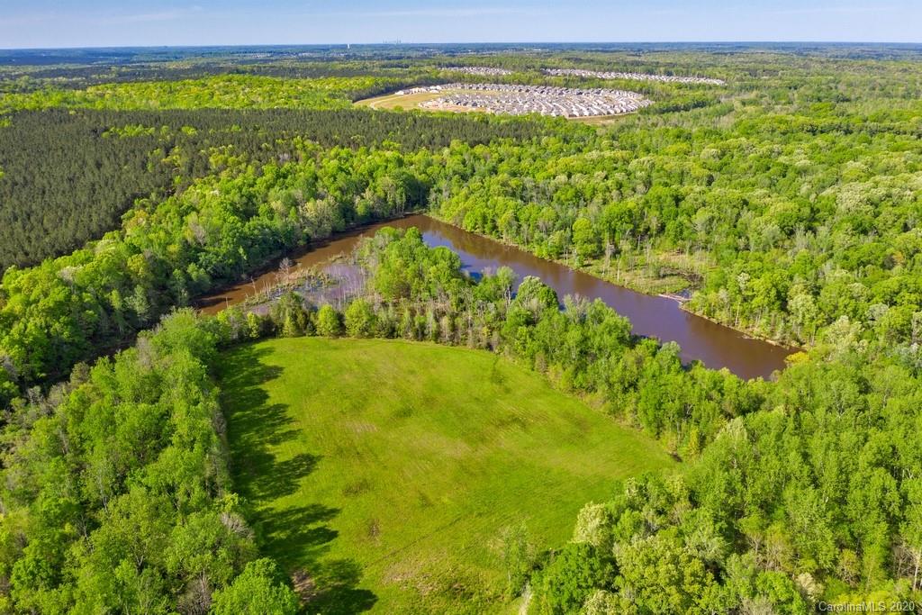 Mooreland Wood - Land