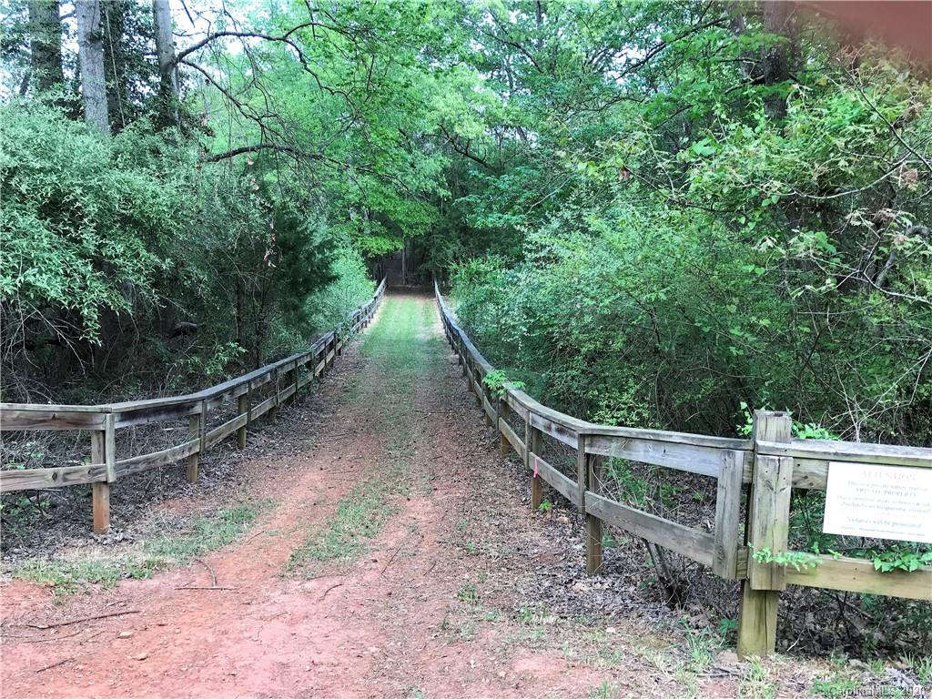 Mooreland Wood - Land