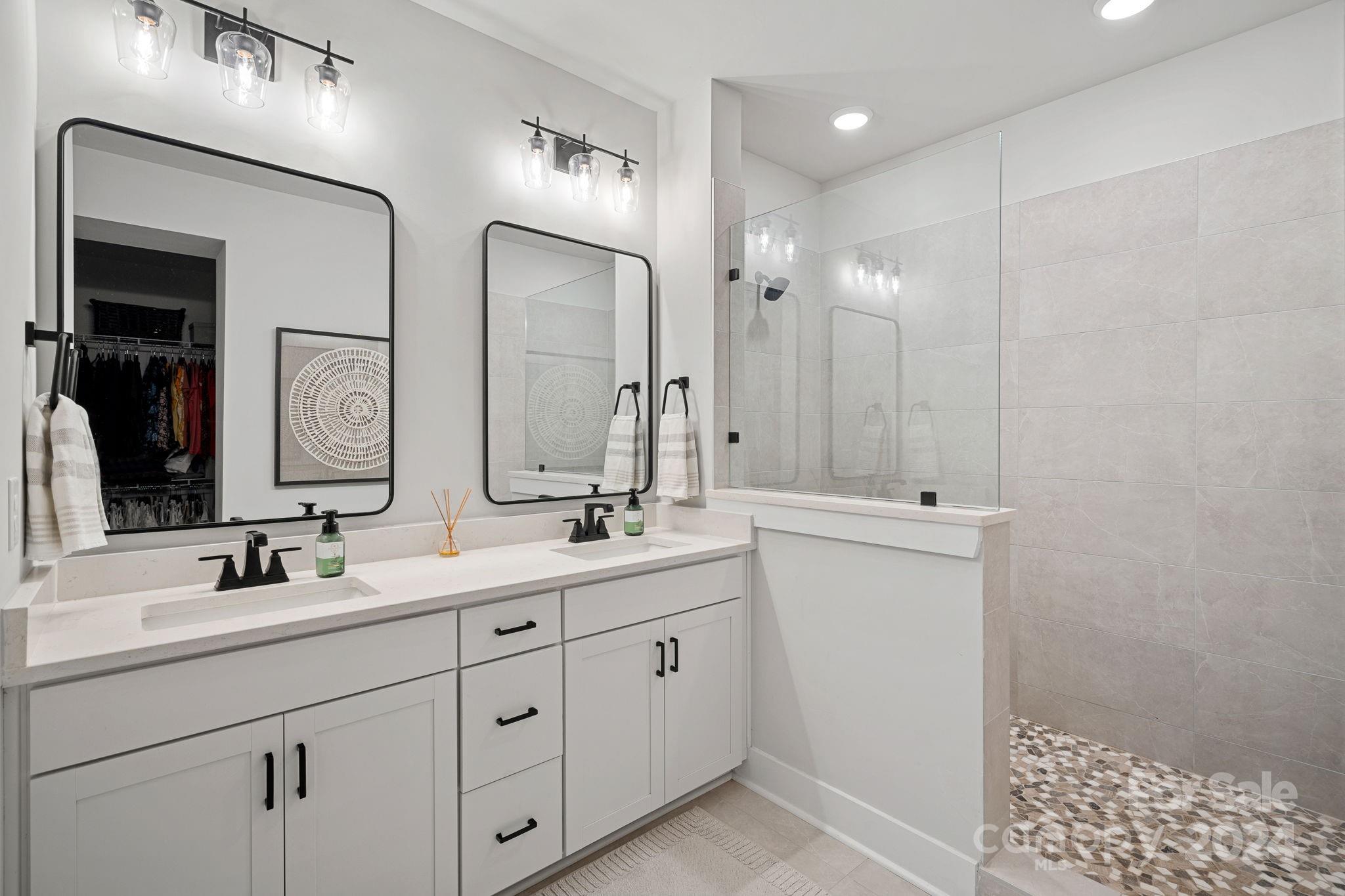 The Retreat At West Catawba - Residential