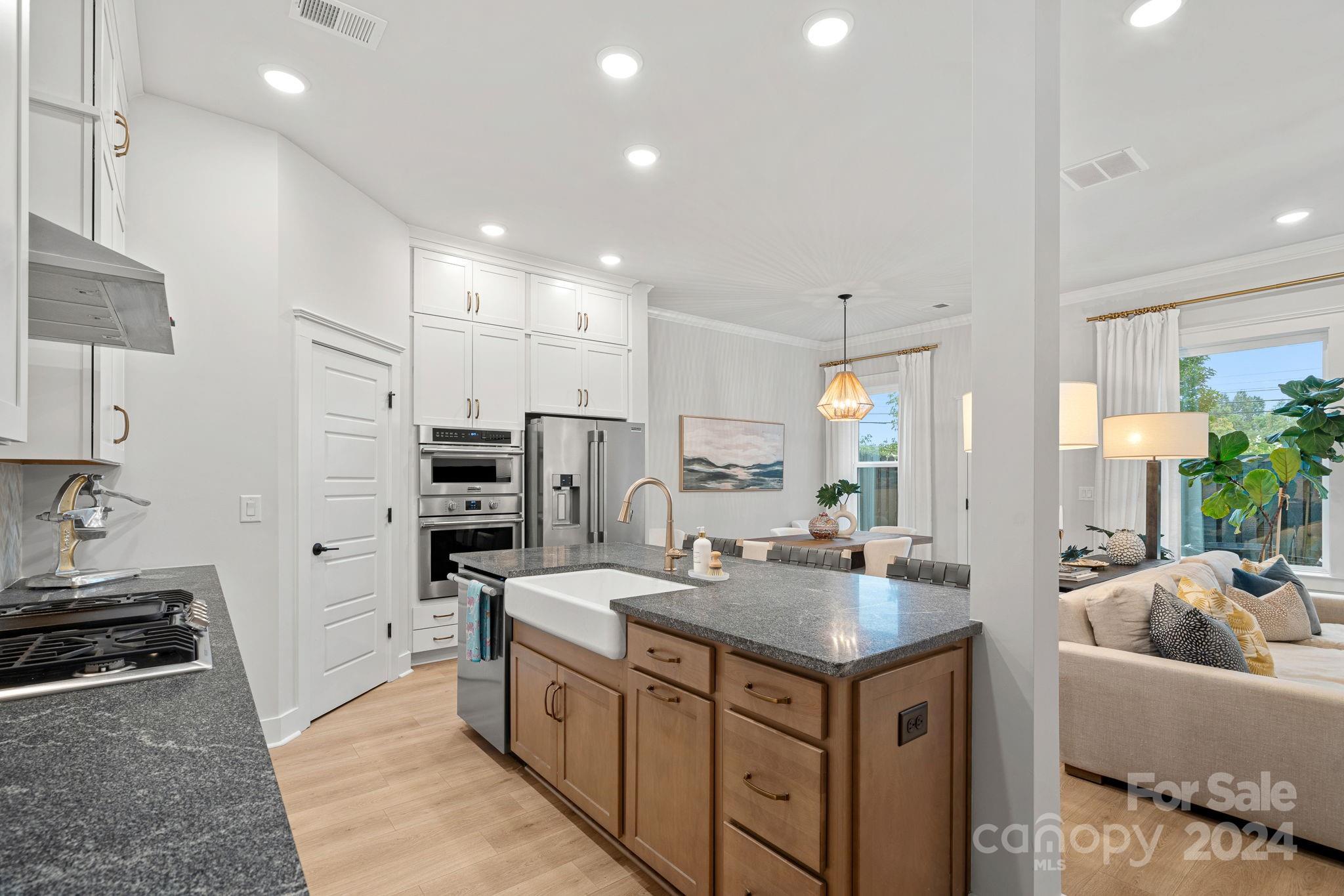 The Retreat At West Catawba - Residential