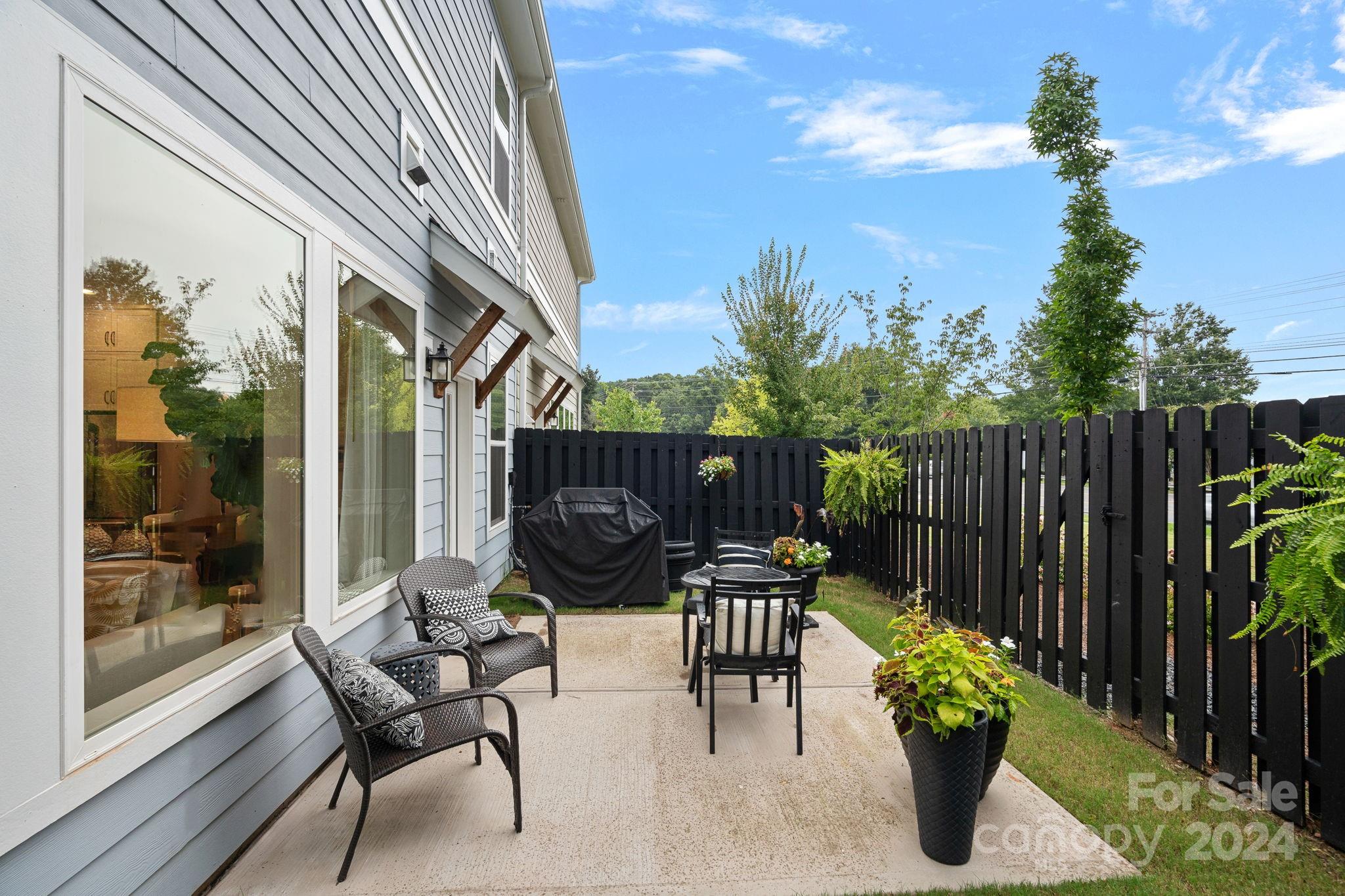 The Retreat At West Catawba - Residential