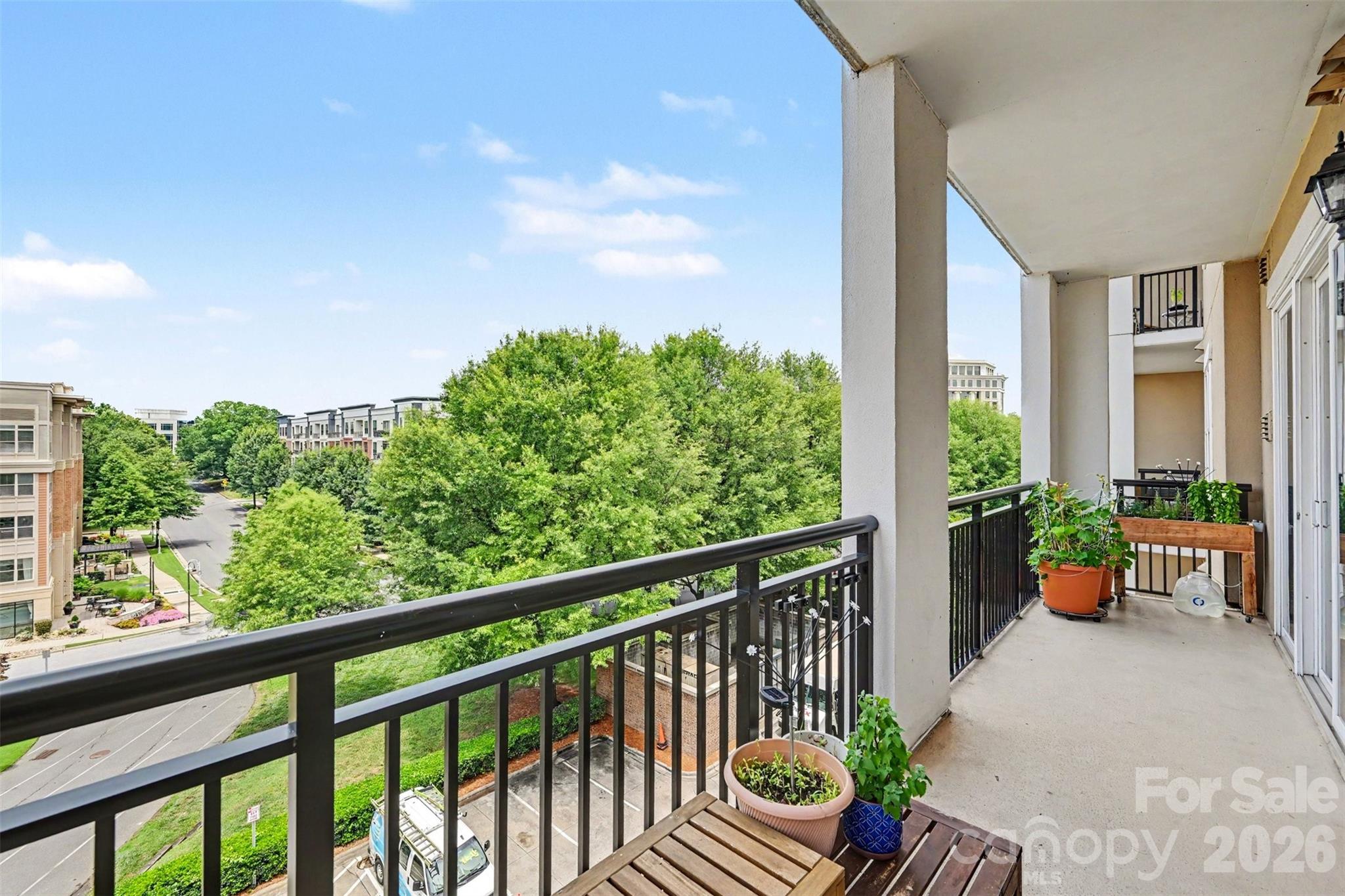 4620 Piedmont Row Drive 418