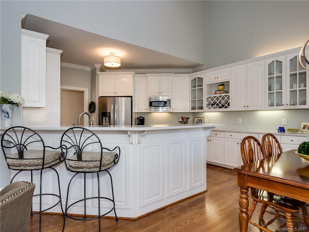 The Peninsula - Residential