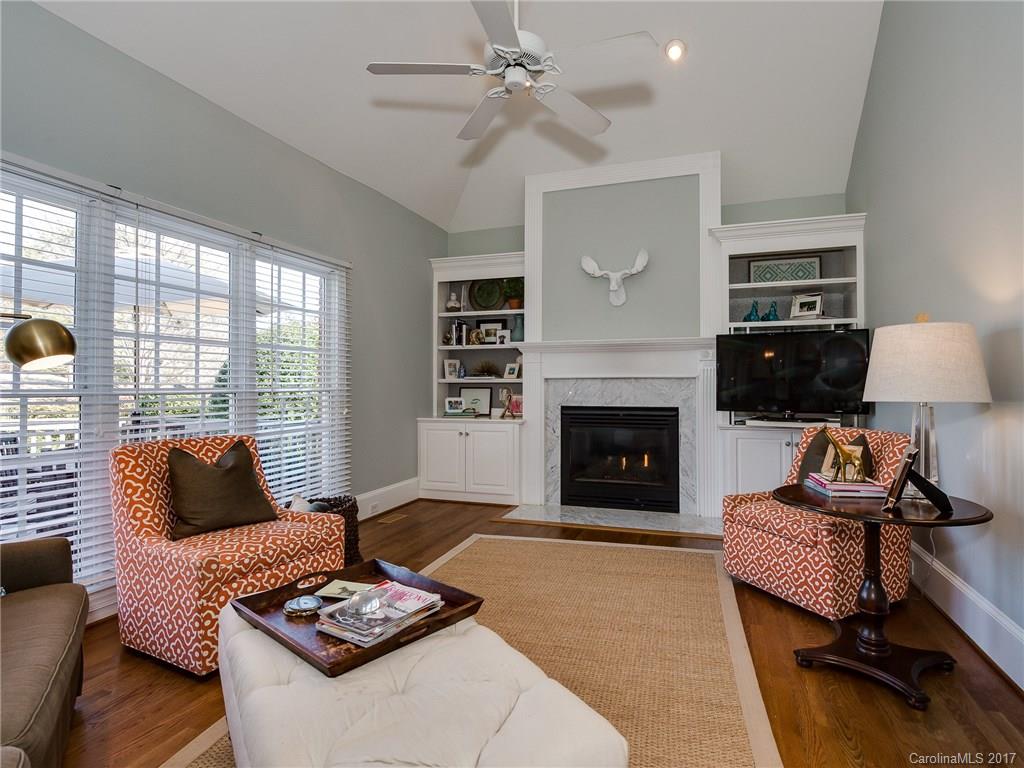 The Peninsula - Residential