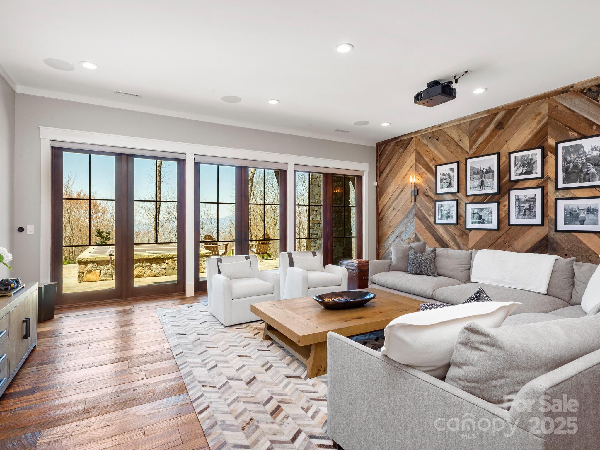 Balsam Mountain Preserve - Residential