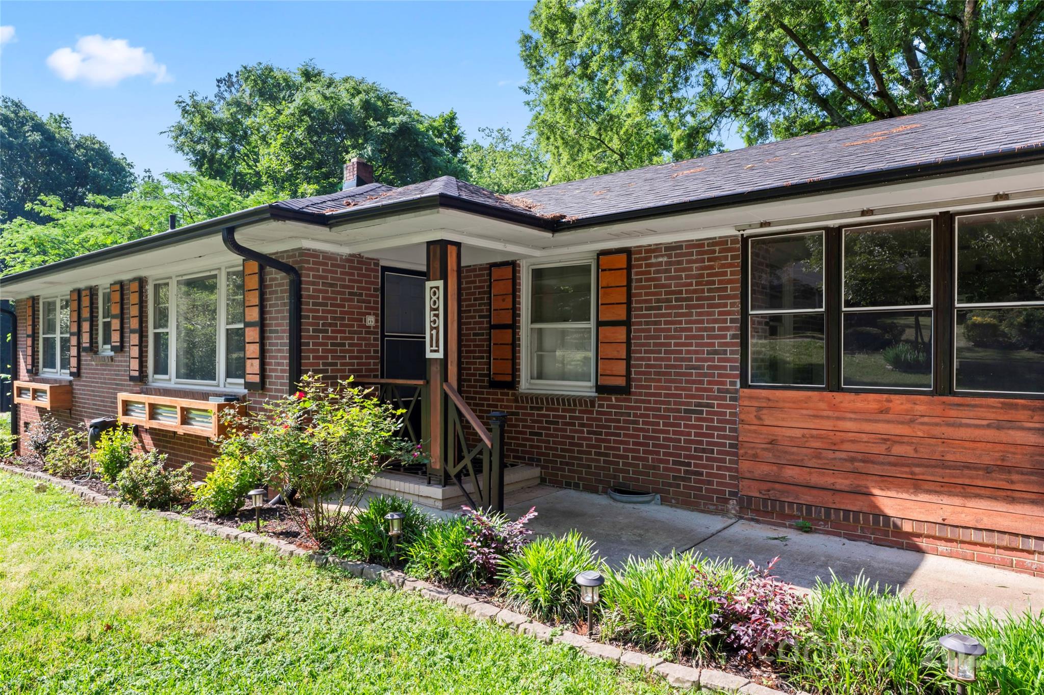851 Gist Road