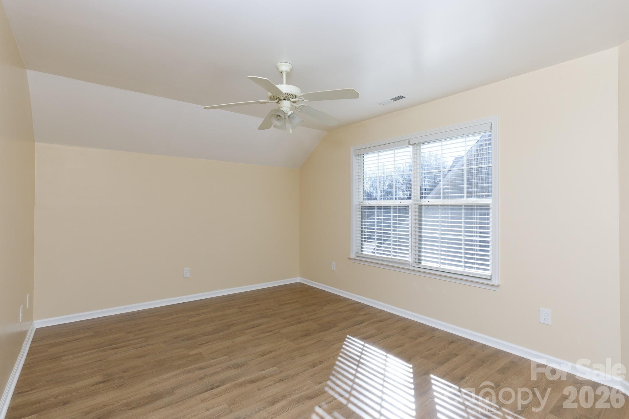 Mill Creek Falls - Residential