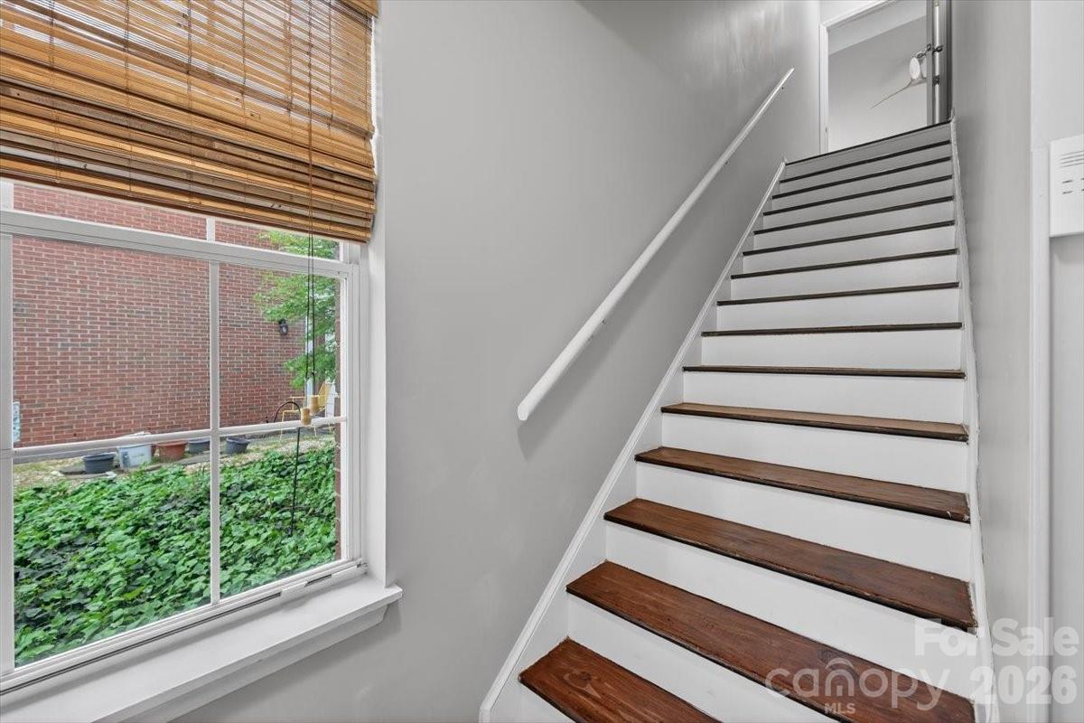 9457 S Vicksburg Park Court