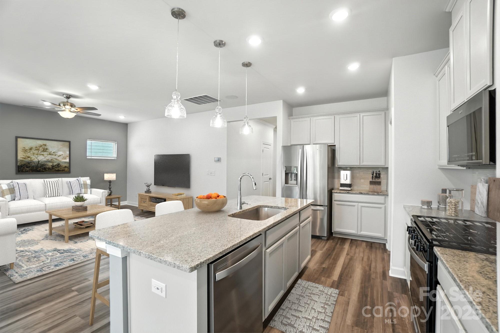 3886 Longmore Lane
