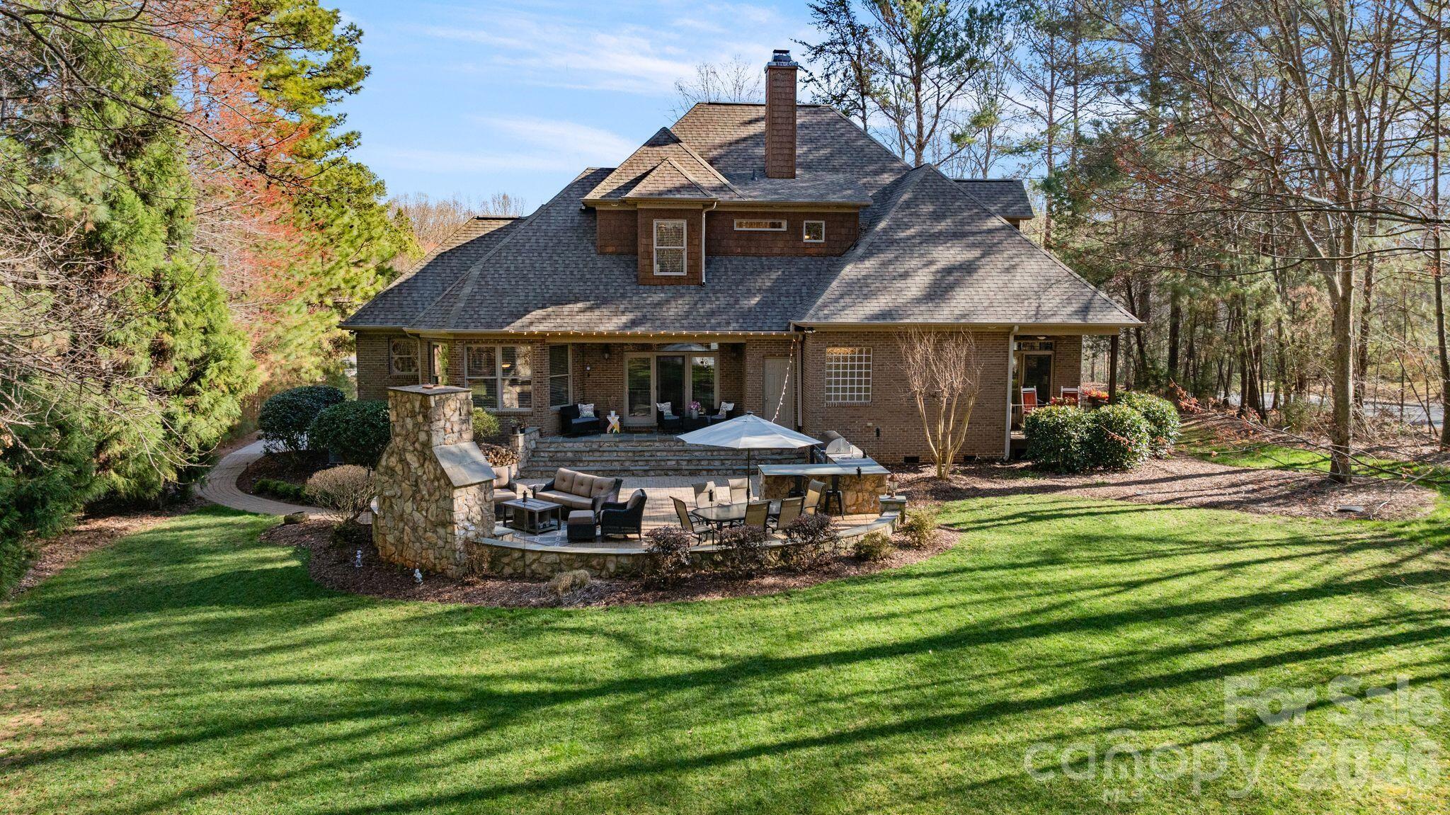 2379 Metcalf Drive