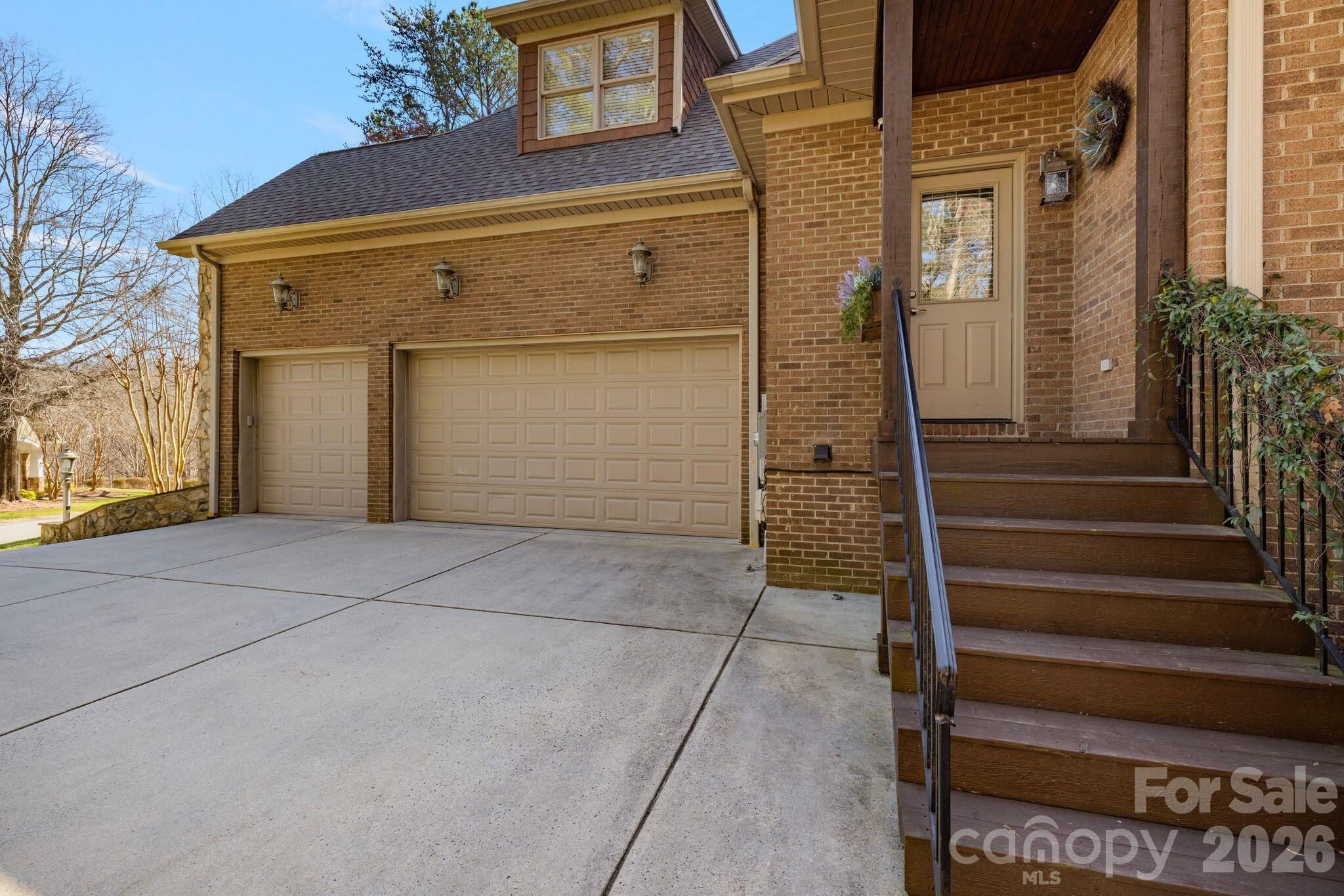 2379 Metcalf Drive