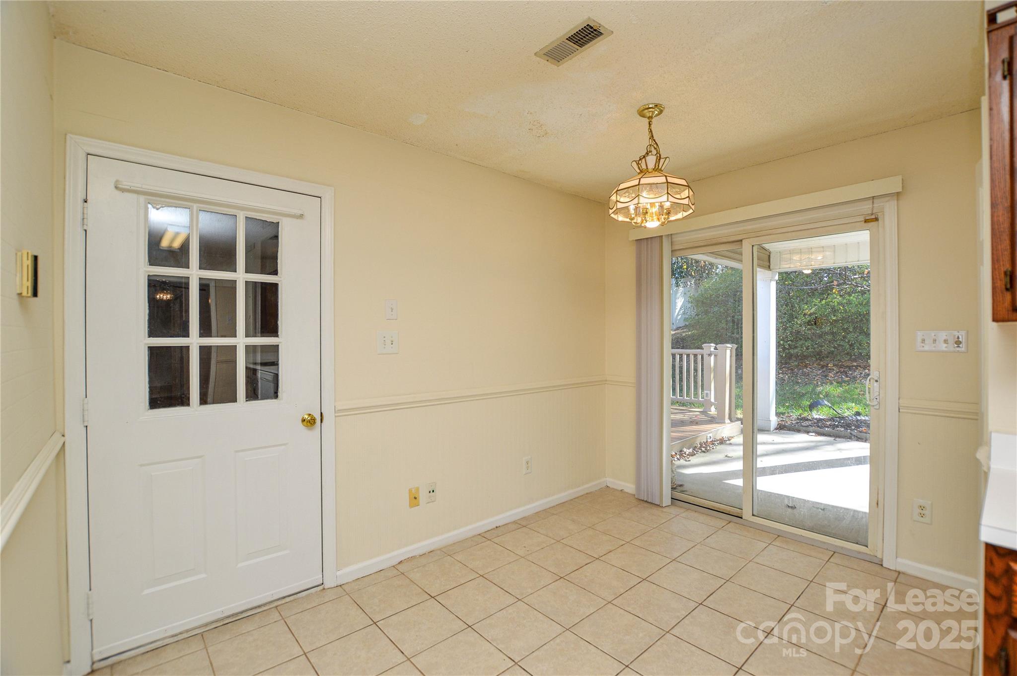 Glenwood Manor - Residential Lease