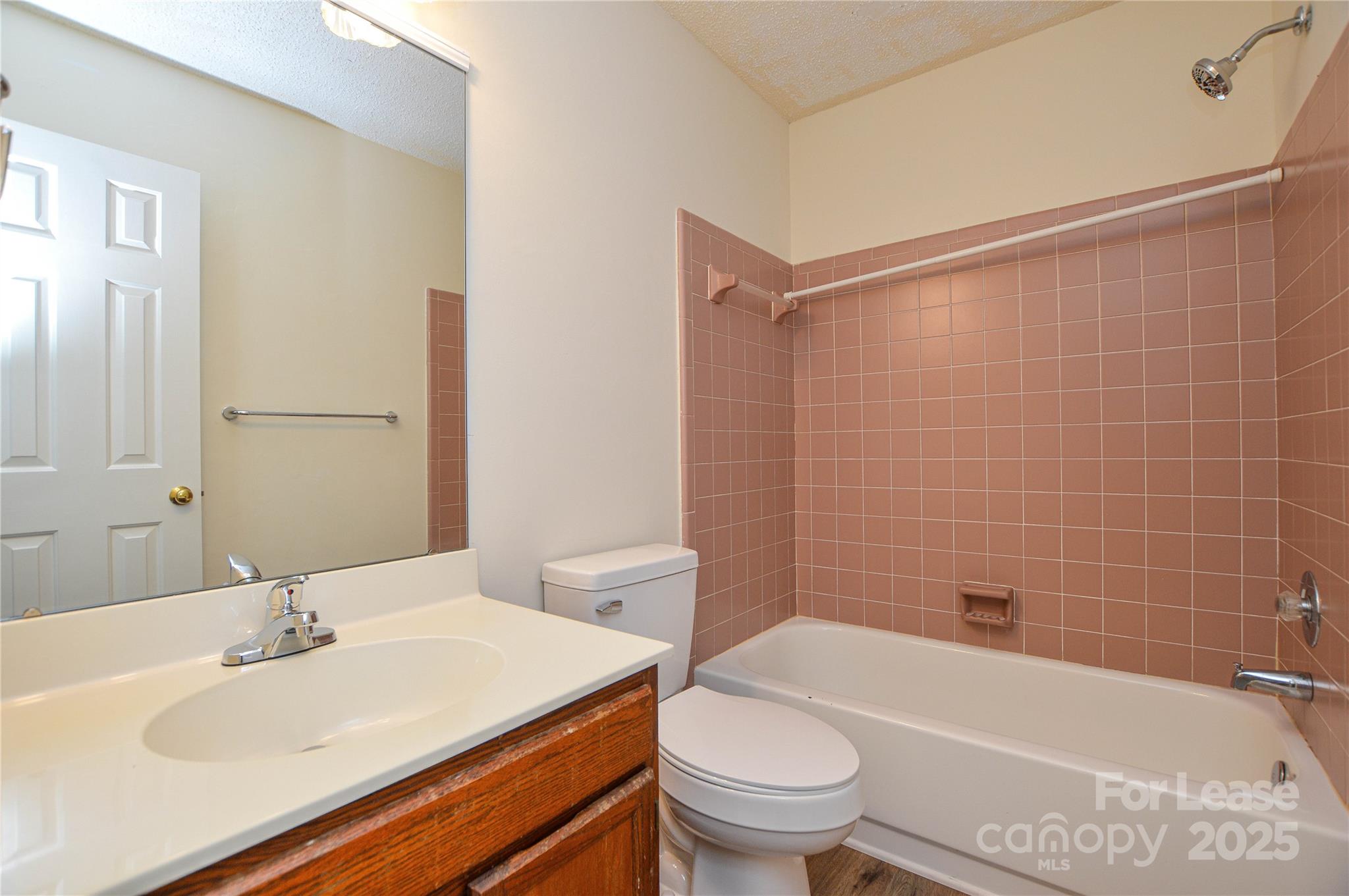 Glenwood Manor - Residential Lease