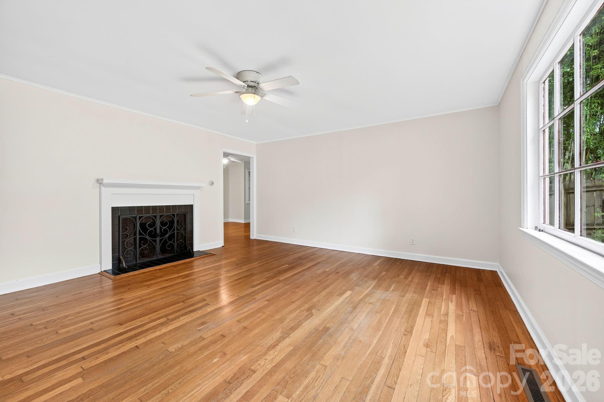 176 Chiles Avenue