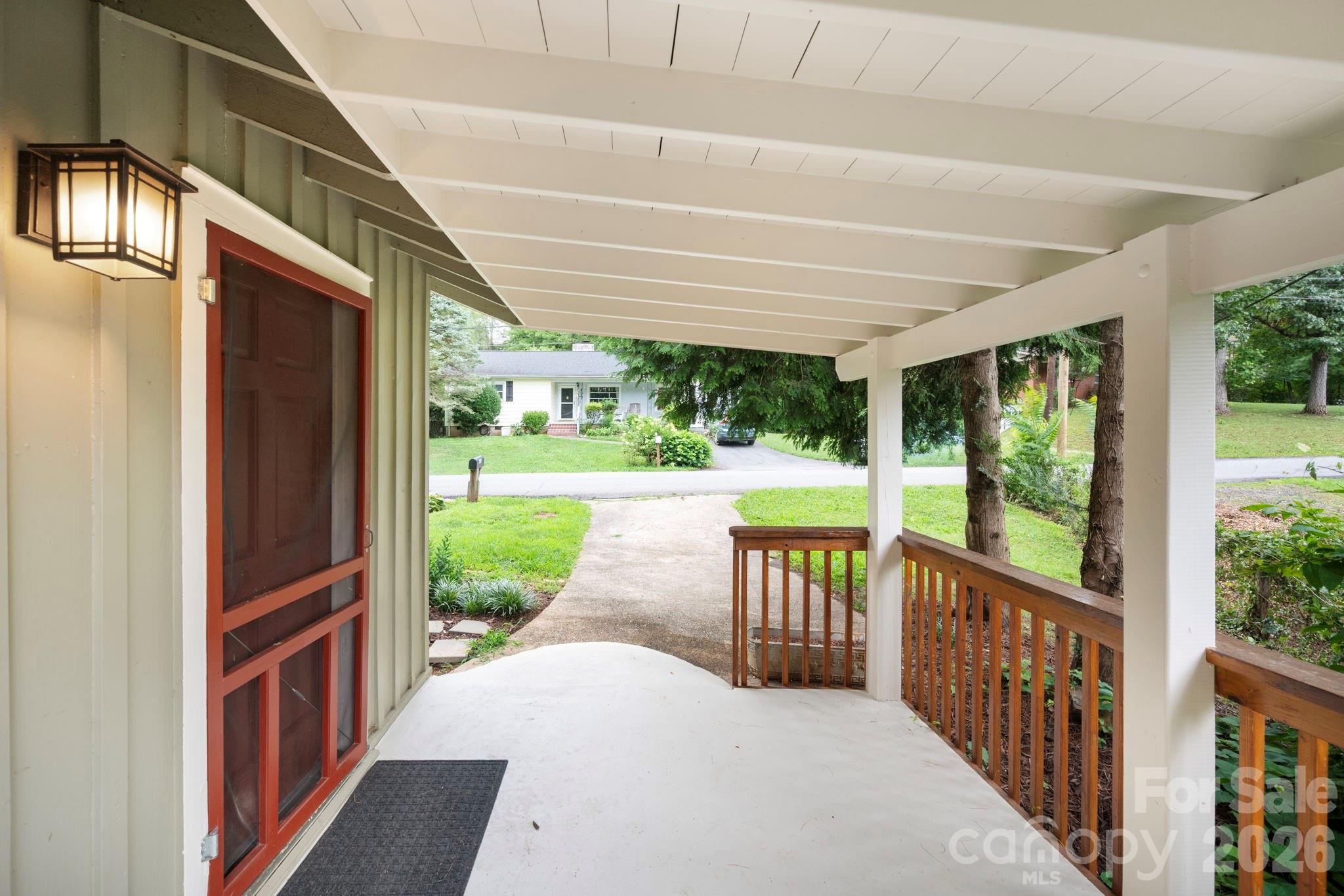 176 Chiles Avenue