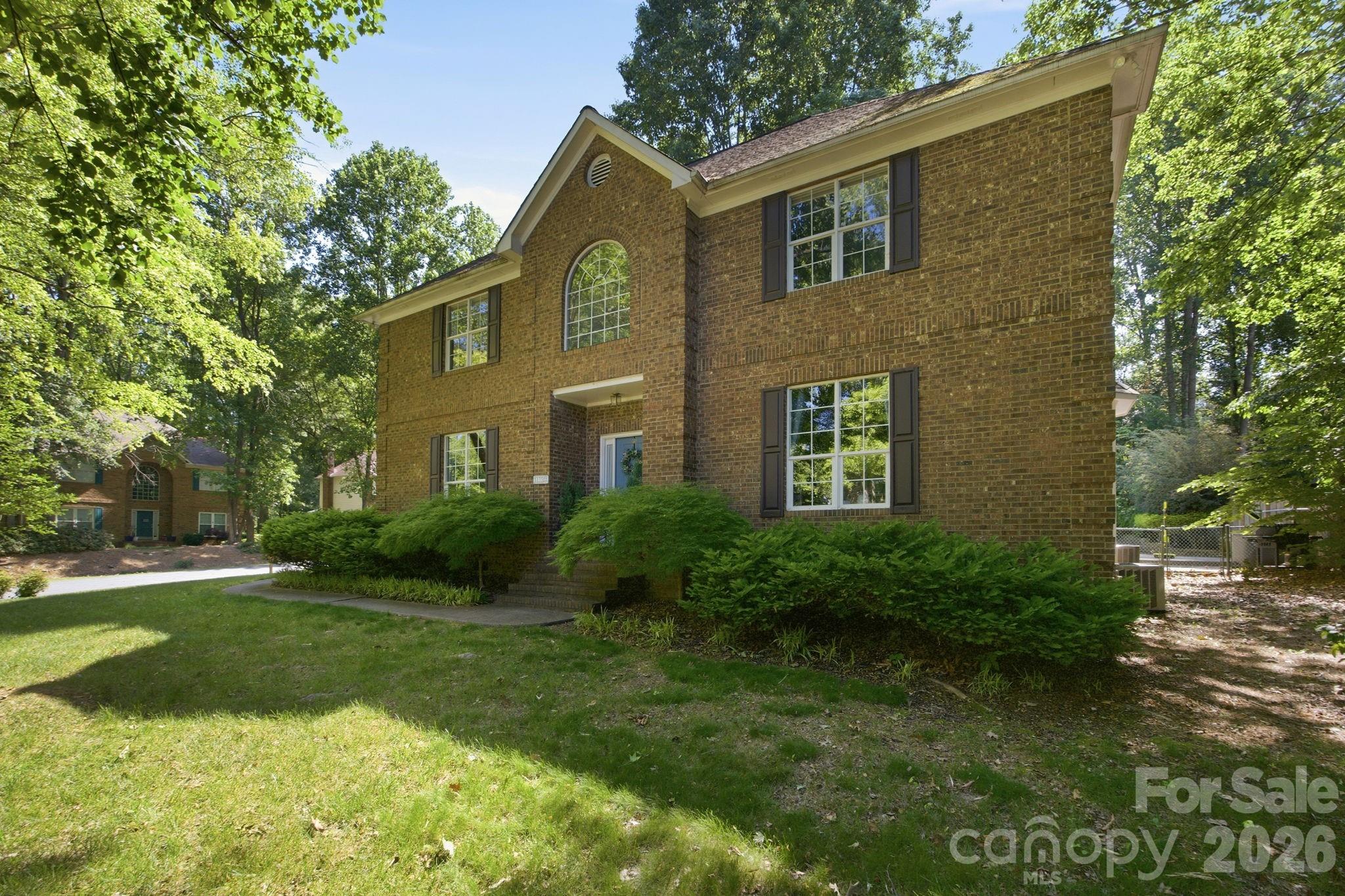 1332 Timberlane Terrace